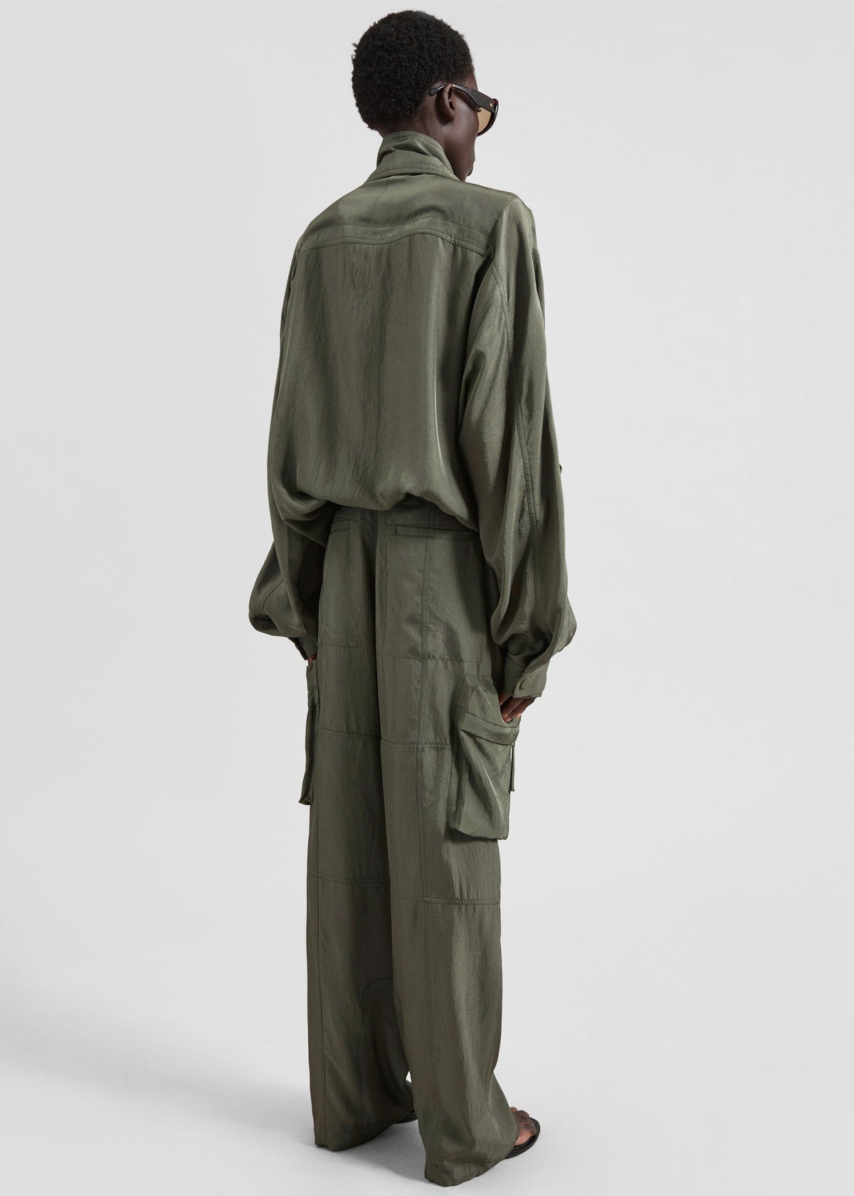 Breya Fluid Jacket - Moss Green – view 9 of 10