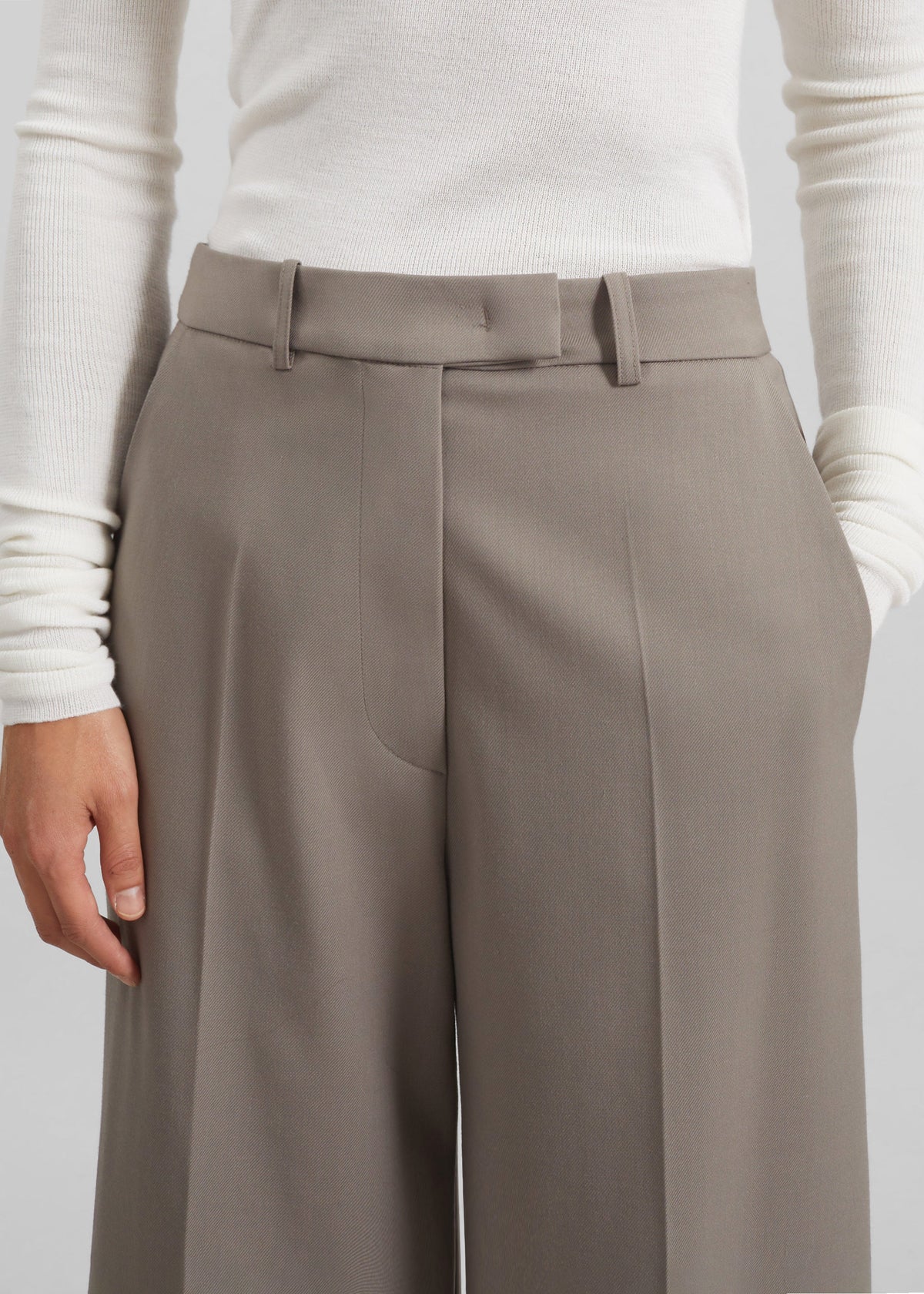 Brickell Trousers - Taupe – view 5 of 10