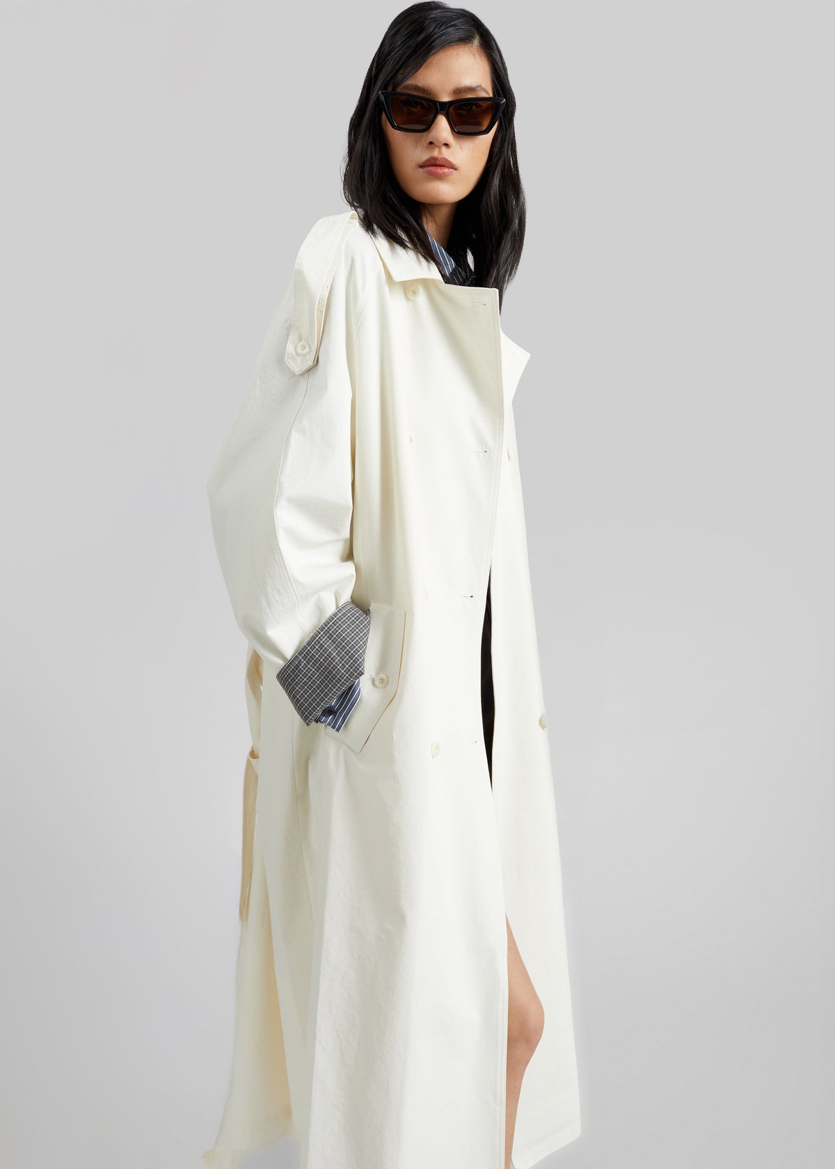 Brion Contrast Cuff Trench Coat - Cream – view 5 of 8