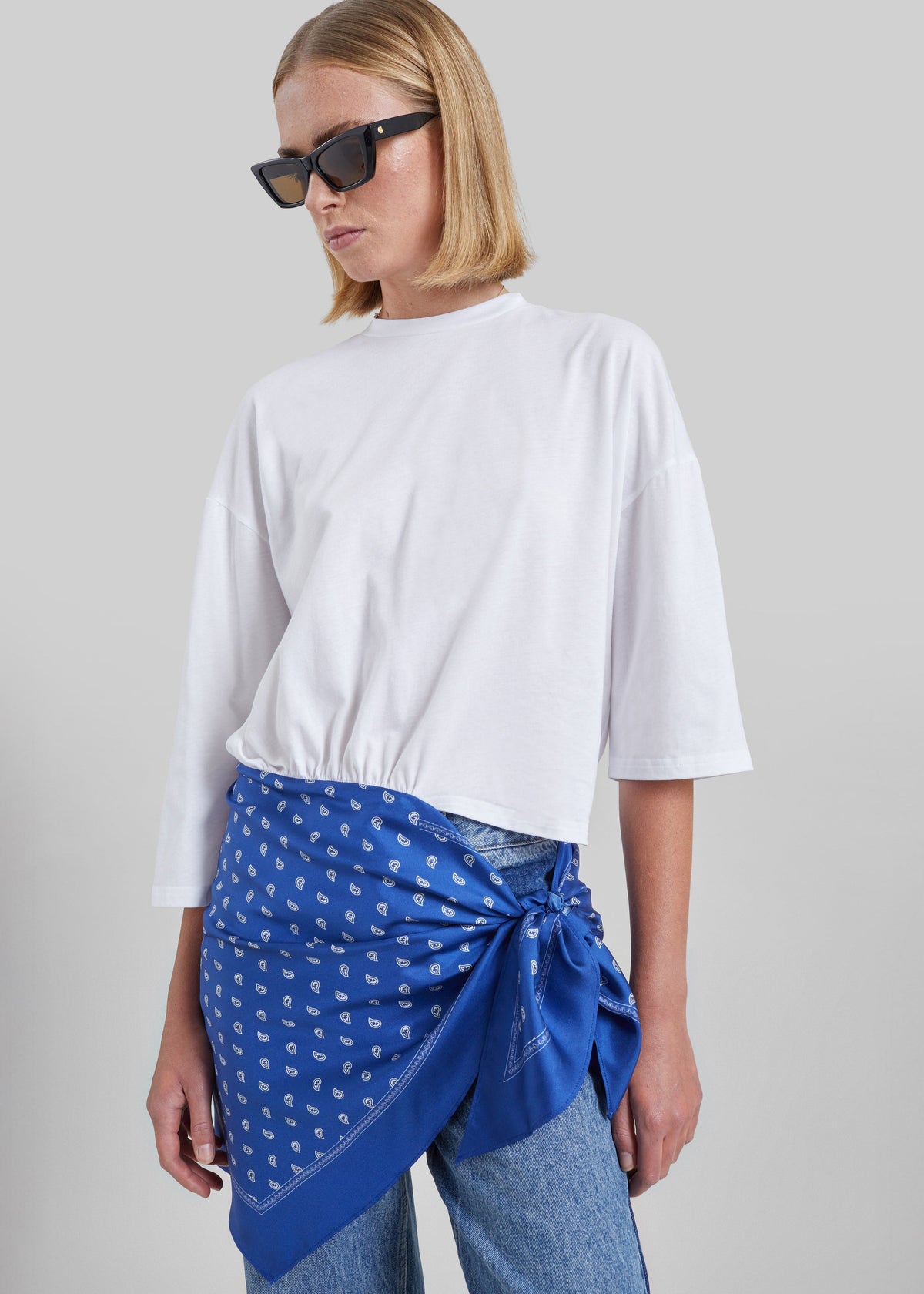Christopher Esber Bandana Scarf Pareo Tee - White/Indigo Bandana Print – view 1 of 6