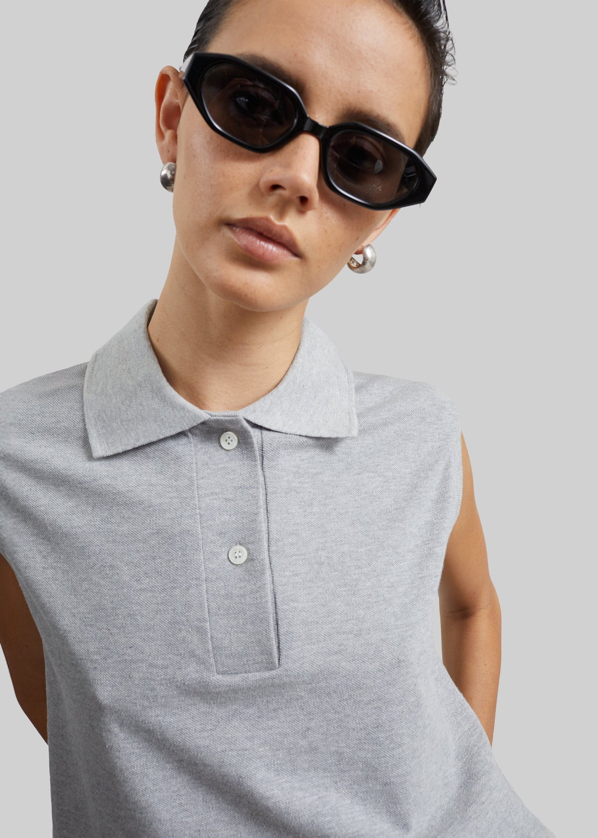 Claira Cropped Sleeveless Polo Top - Light Grey – view 3 of 8