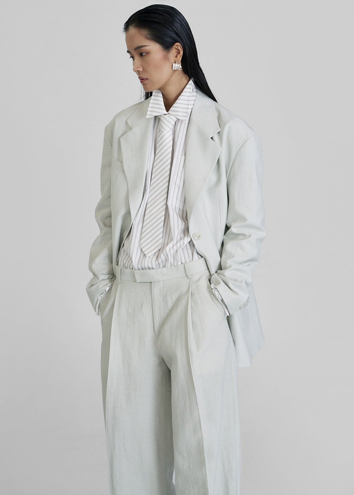 Connahy Tie Neck Shirt - White – view 6 of 9