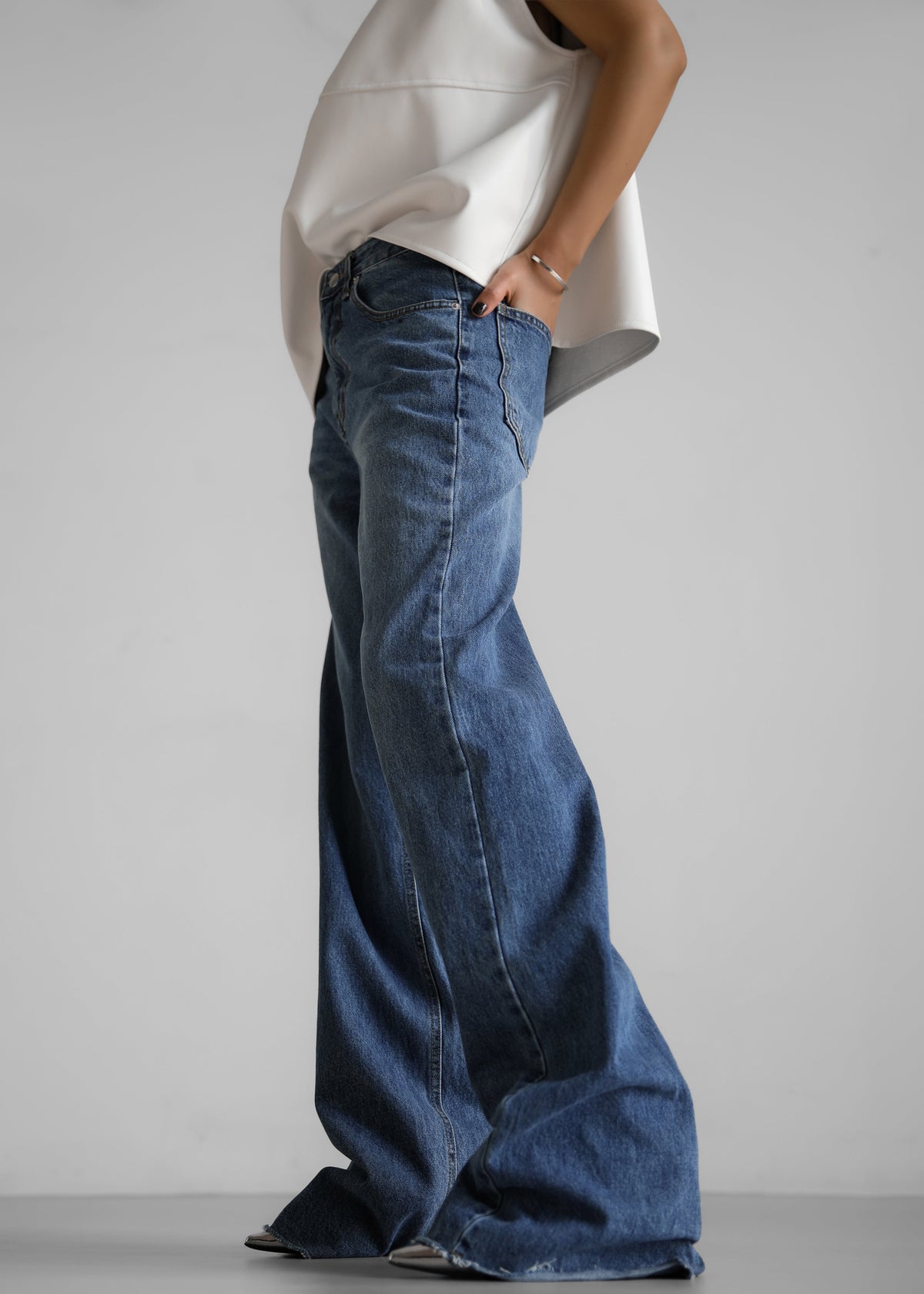 Cromer Jeans - Medium Wash – view 7 of 10