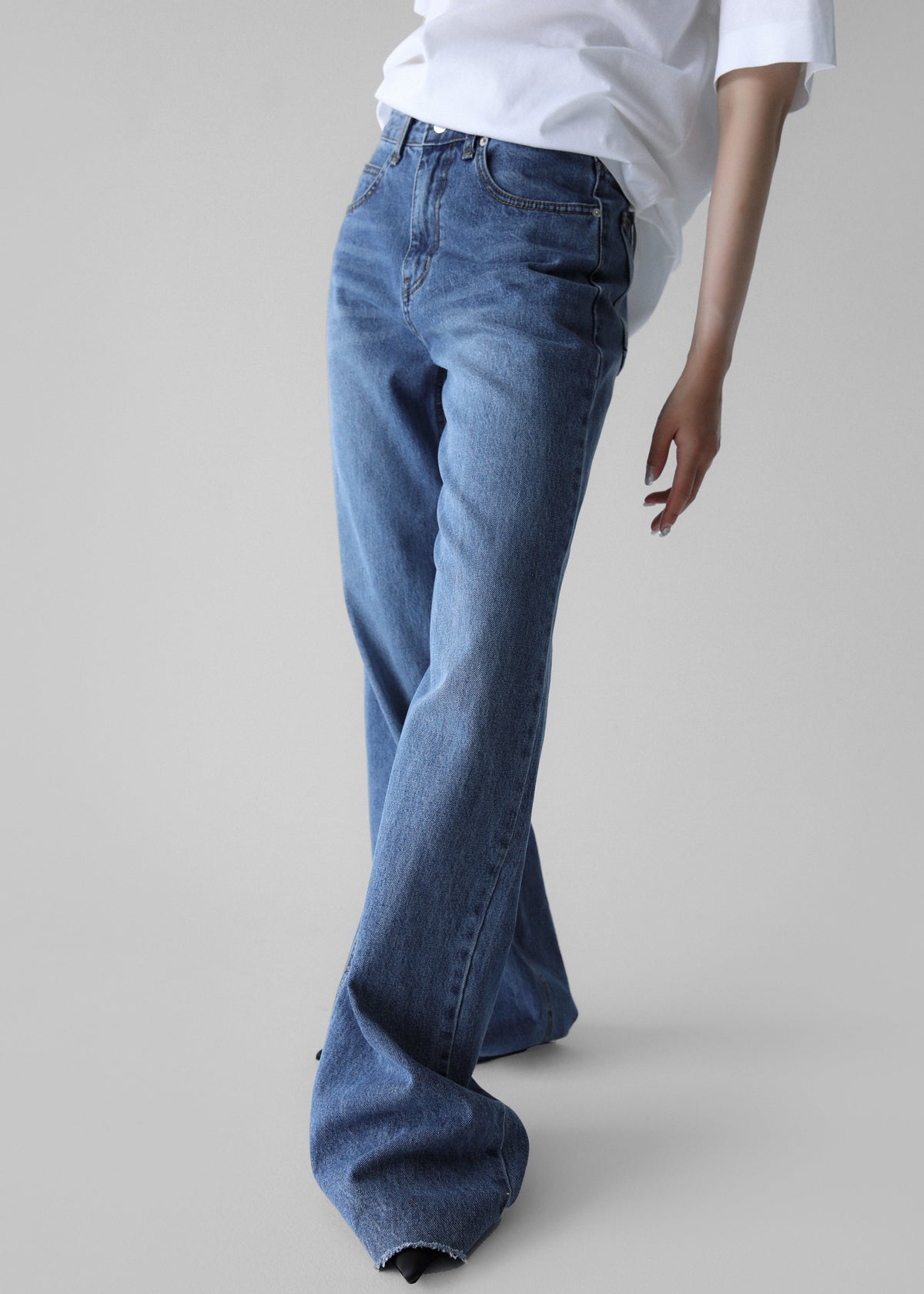 Cromer Jeans - Medium Wash – view 6 of 10