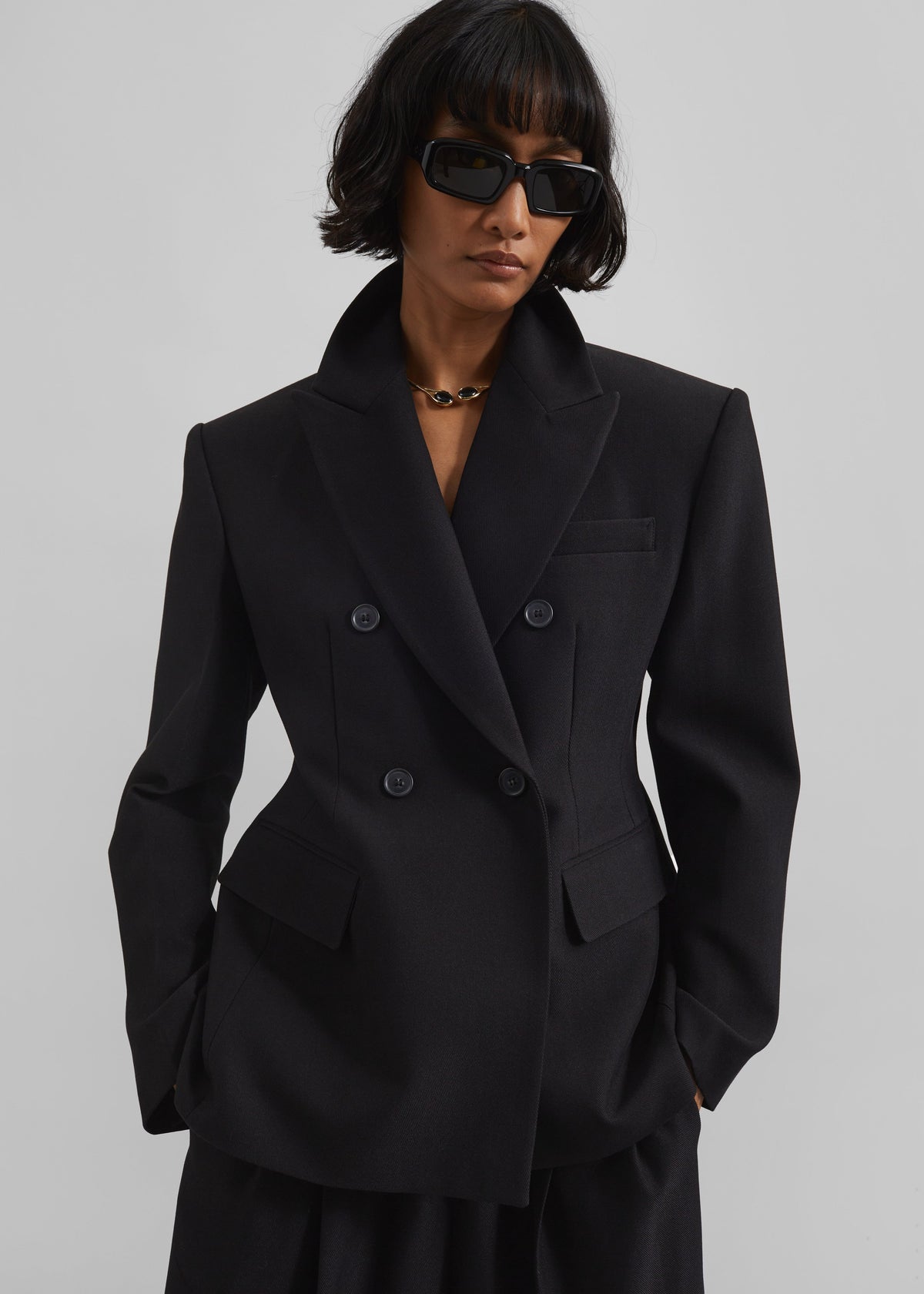 Doyer Cinched Blazer - Black – view 2 of 9