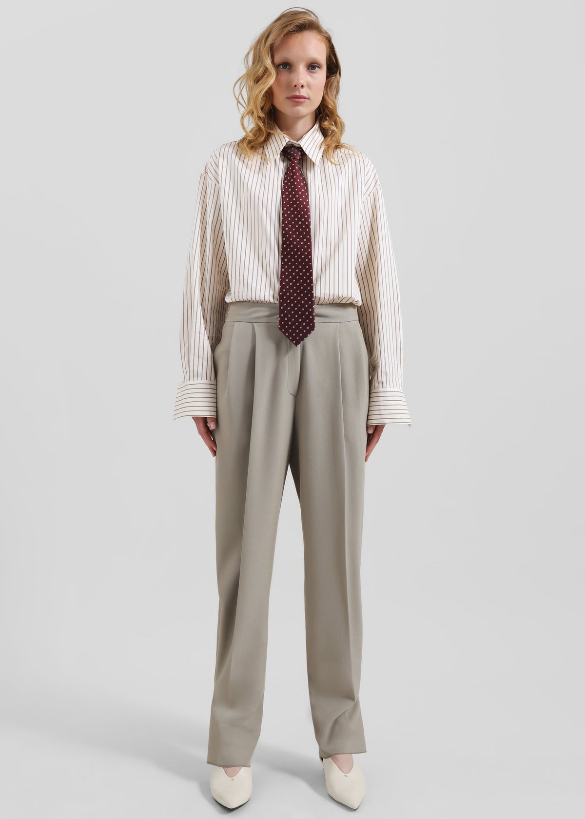 Dina Pleated Trousers - Light Taupe – view 1 of 8
