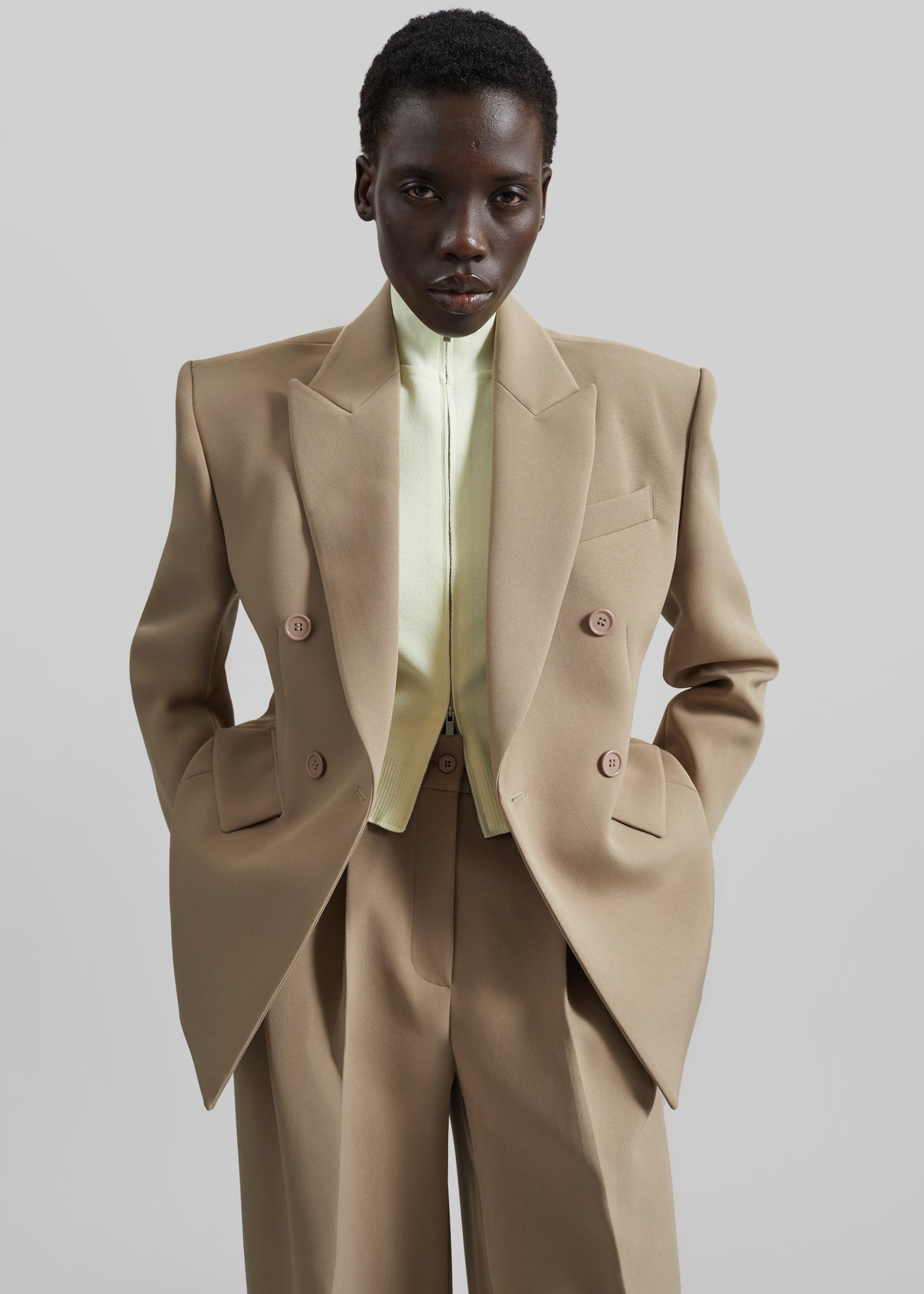 Doyer Cinched Blazer - Beige – view 4 of 10