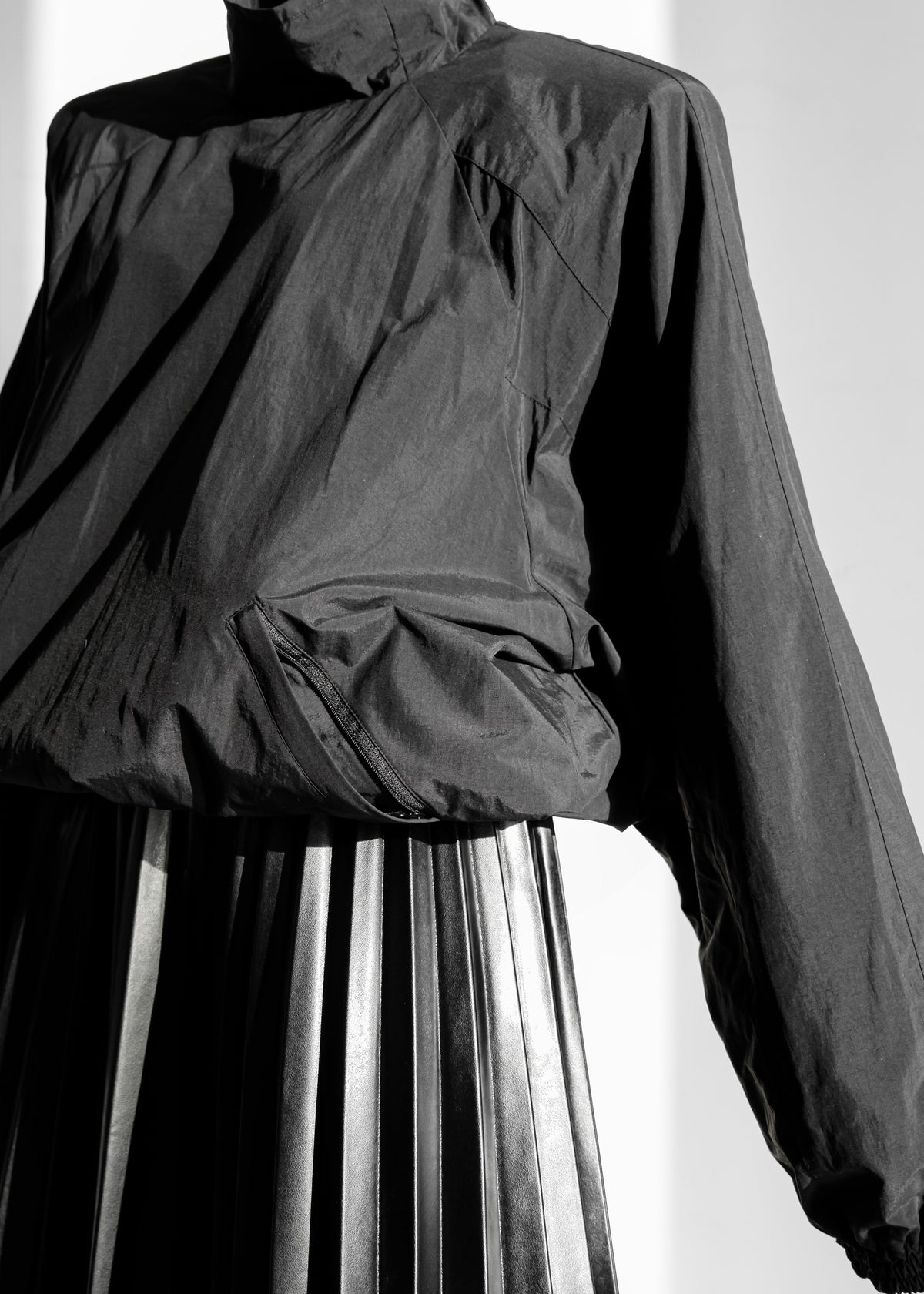 Doyle Mockneck Anorak - Black – view 10 of 13