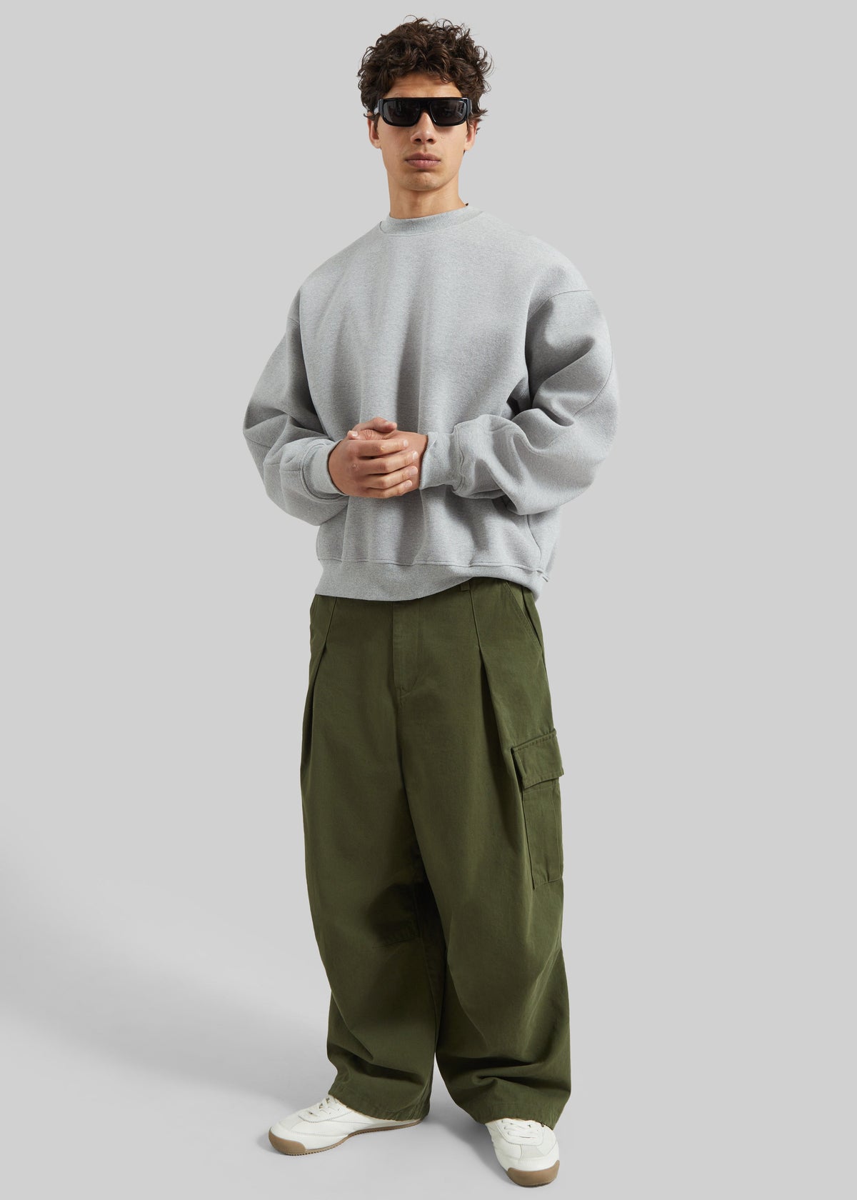 Dunloy Oversized Sweatshirt - Light Grey – view 2 of 6