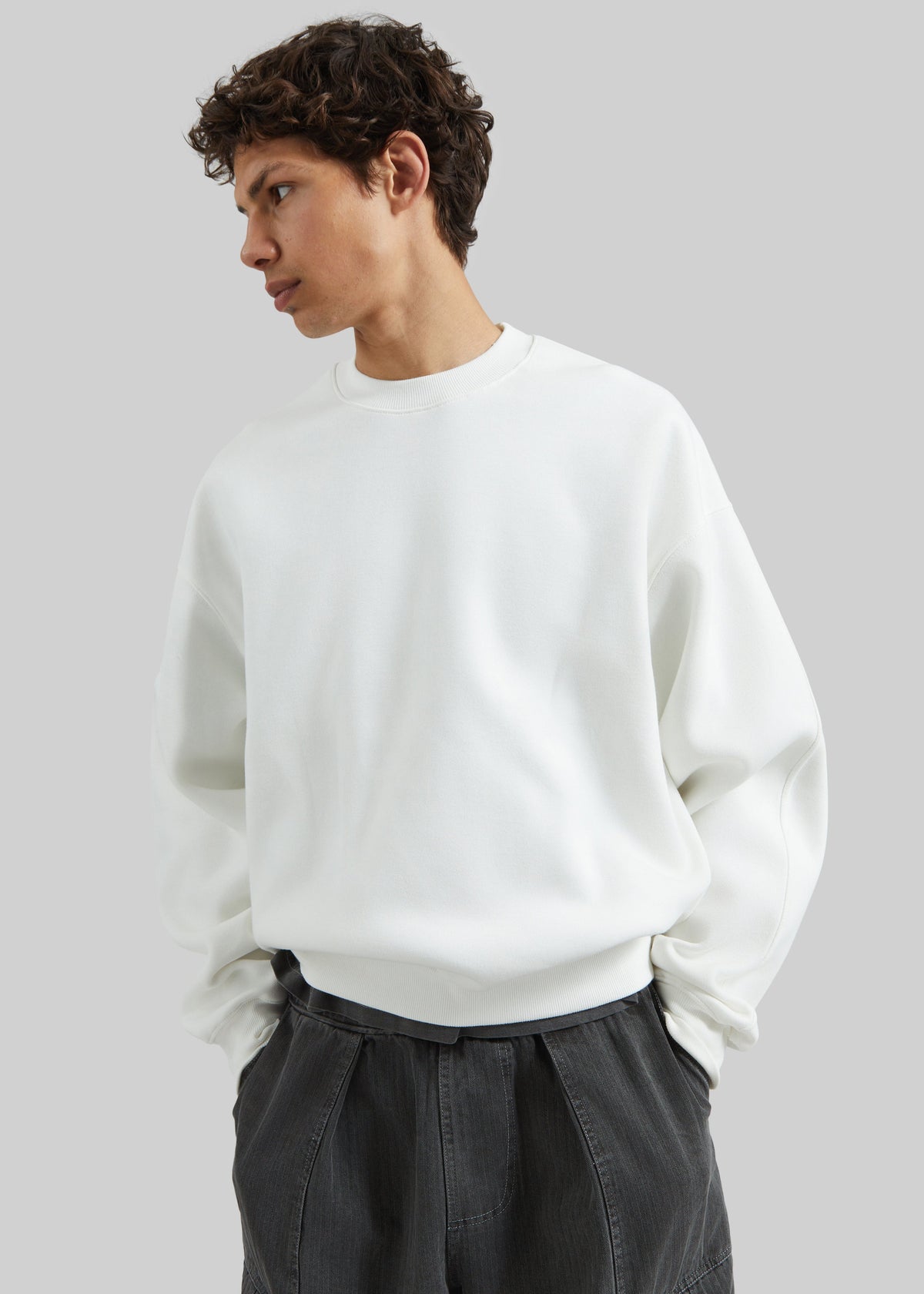 Dunloy Oversized Sweatshirt - White – view 1 of 7