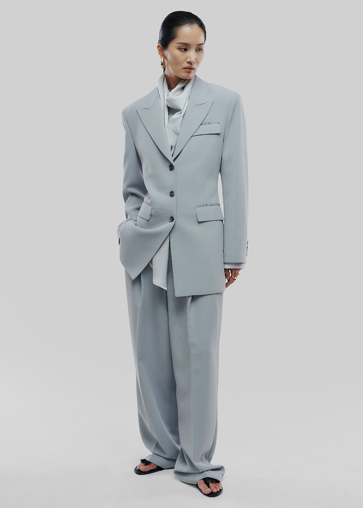 Duved Pleated Trousers - Slate Grey – view 3 of 8