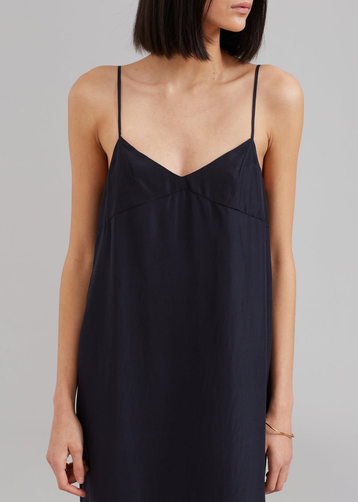 Dylana Sleeveless Maxi Dress - Navy – view 6 of 9