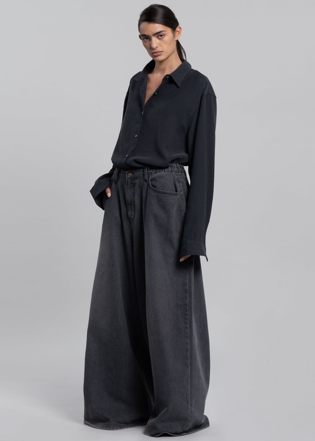 Lotta Fluid Shirt - Charcoal – view 2 of 10
