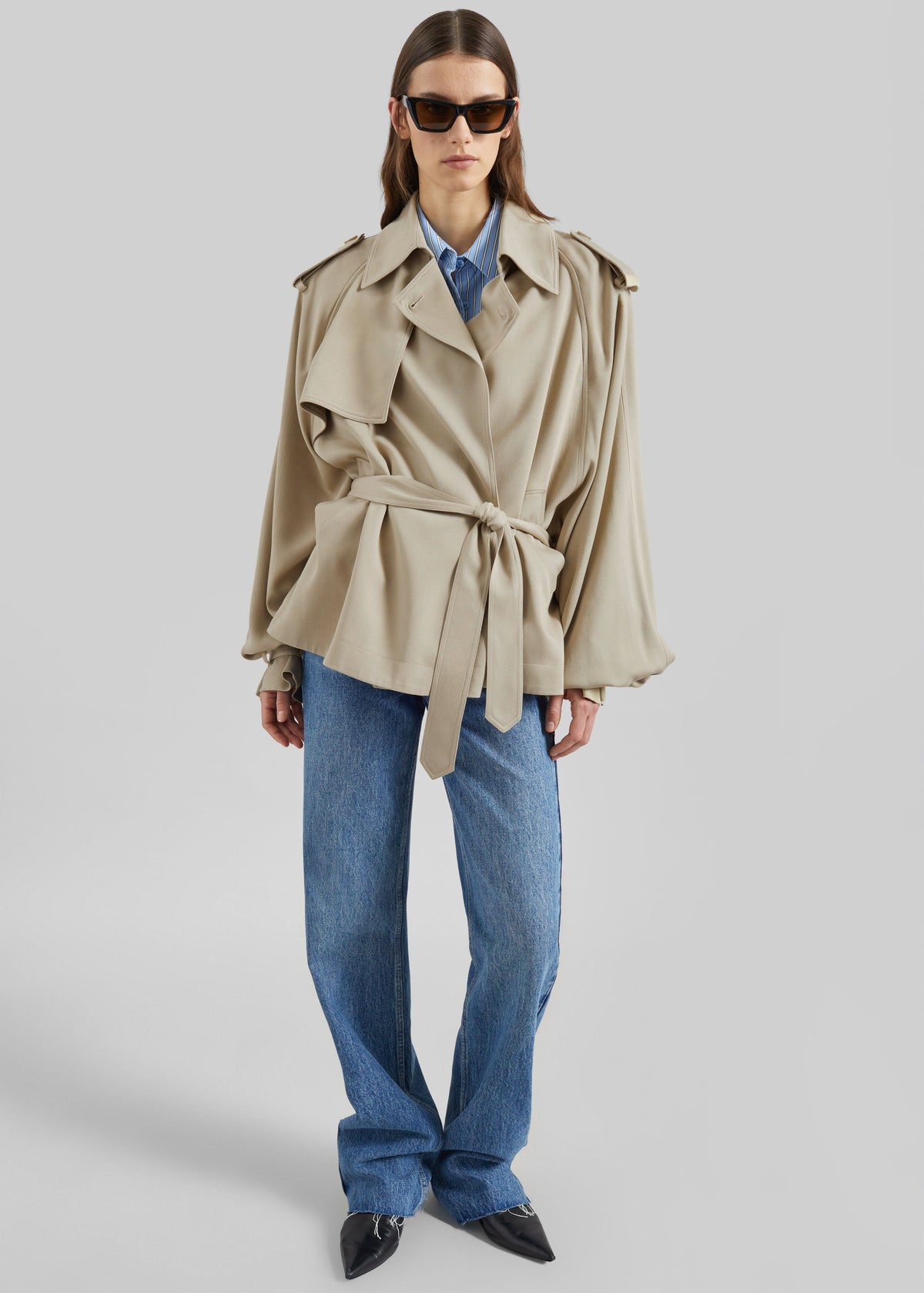 Elva Fluid Short Trench - Beige – view 5 of 11