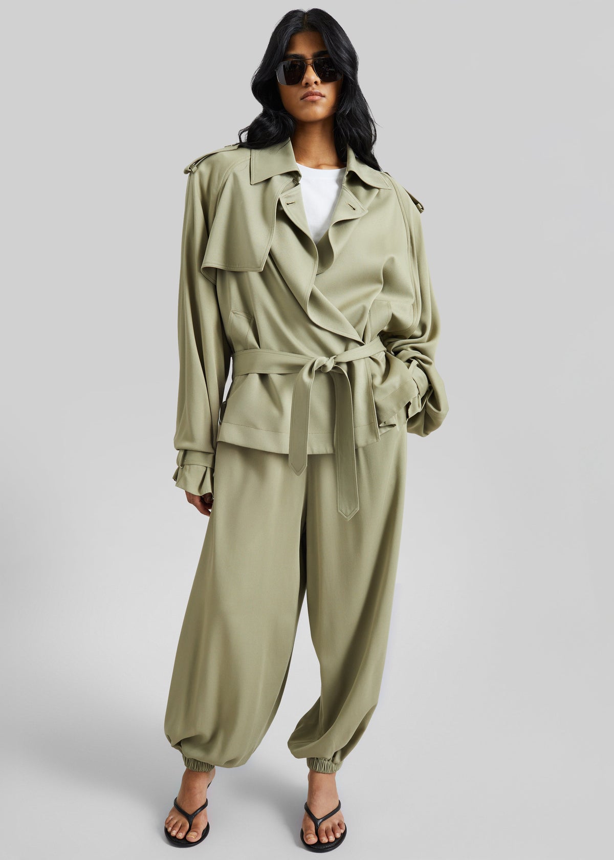 Elva Fluid Short Trench - Sage – view 4 of 9