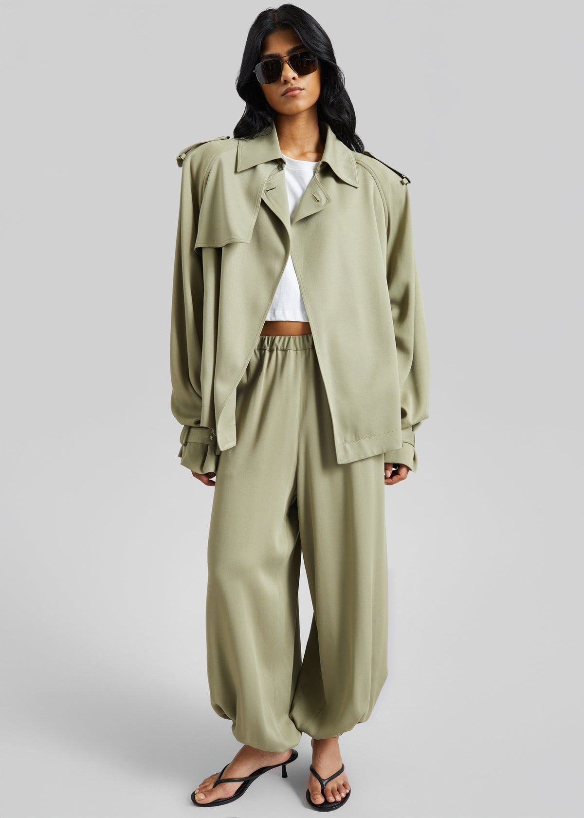 Elva Fluid Short Trench - Sage – view 2 of 9