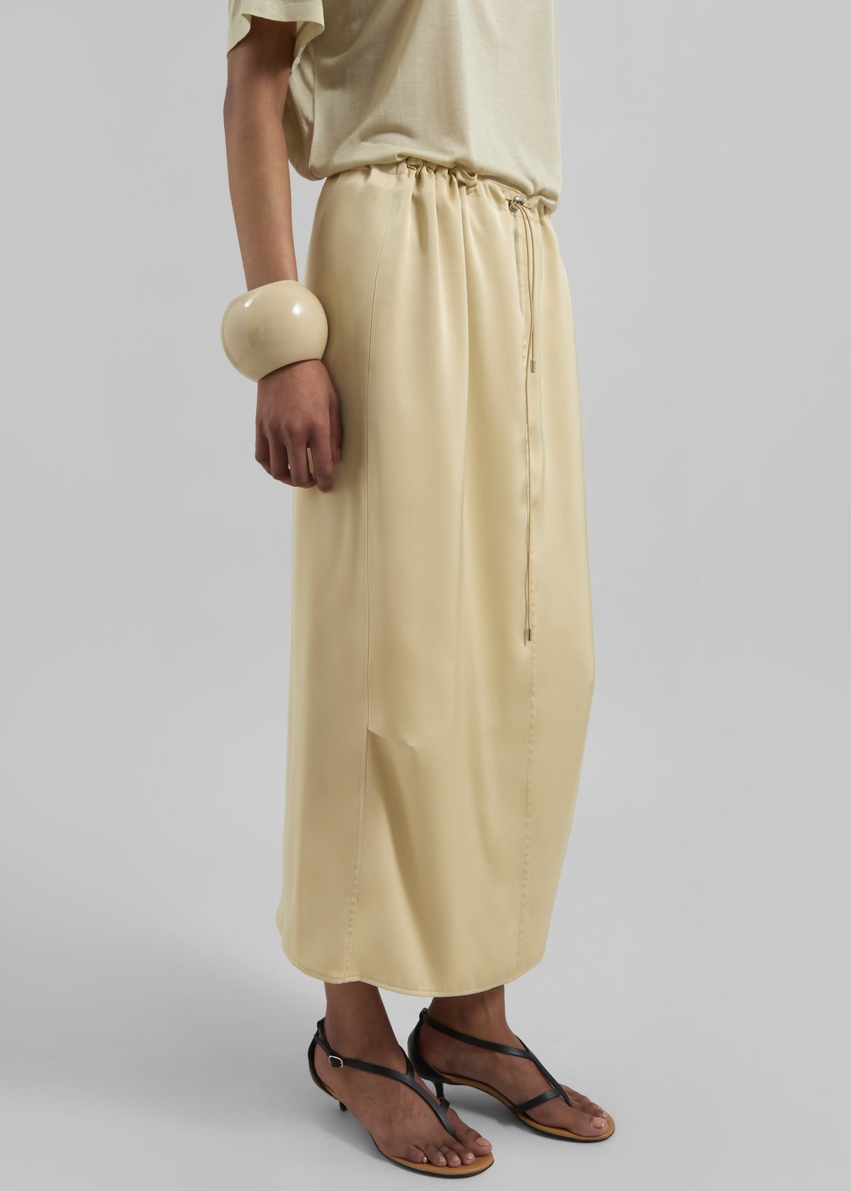 Elvas Satin Midi Skirt - Pale Yellow – view 6 of 9
