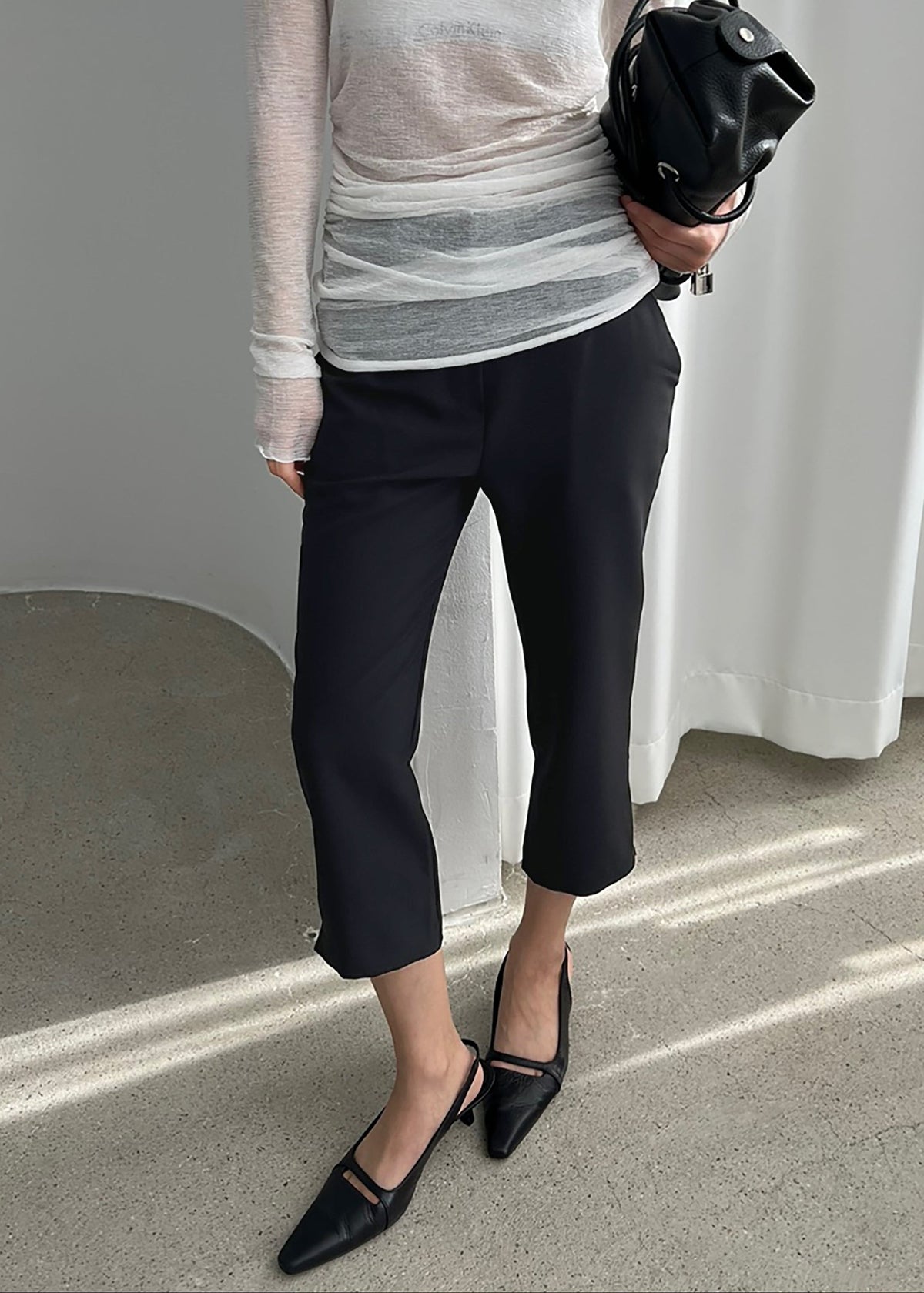 Emersyn Capri Pants - Black – view 1 of 10