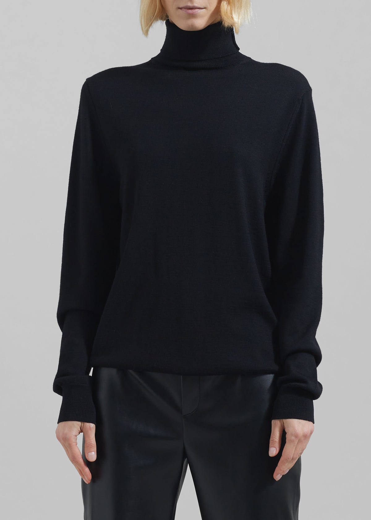 Eve Thin Turtleneck Sweater - Black – view 4 of 9