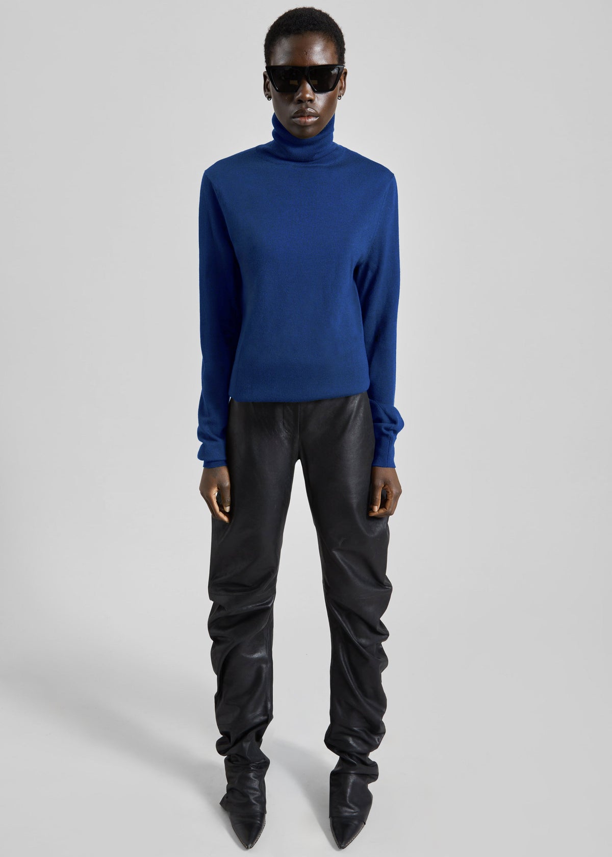 Eve Thin Turtleneck Sweater - Blue – view 1 of 4