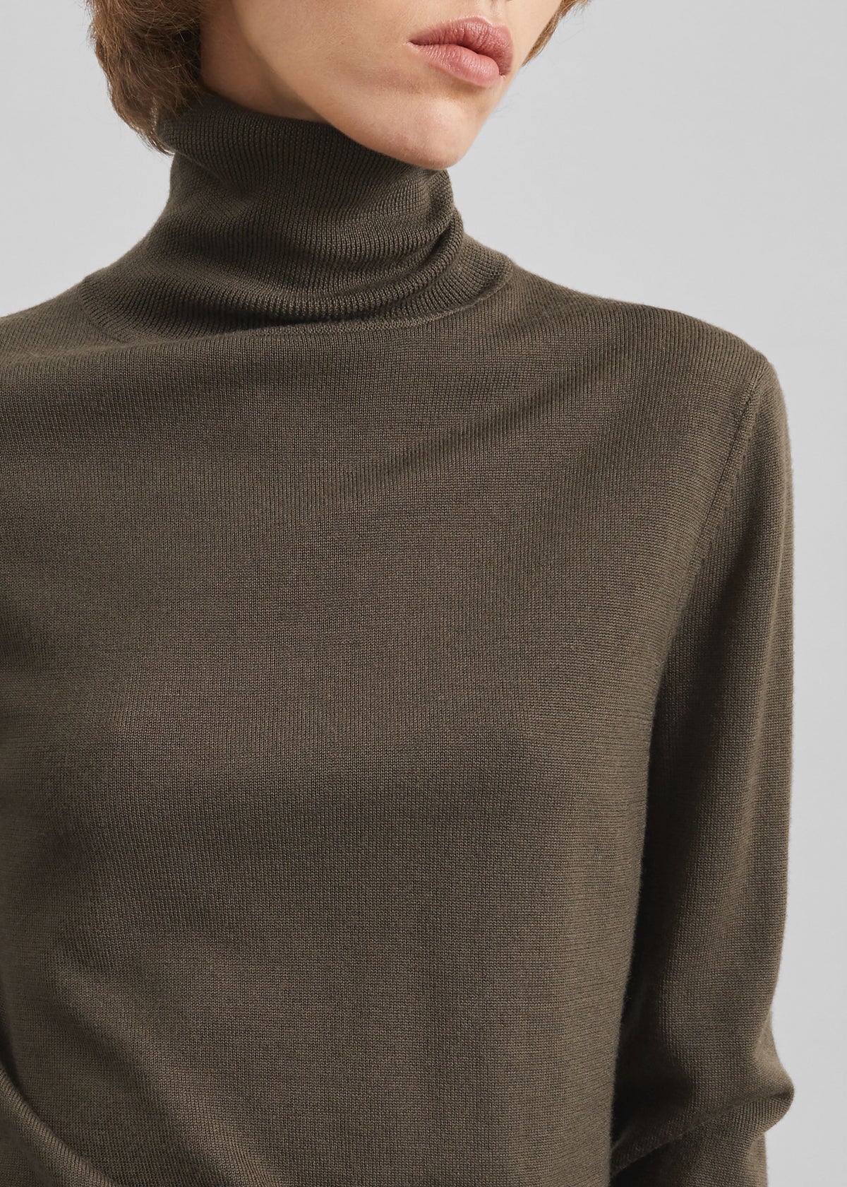 Eve Thin Turtleneck Sweater - Olive – view 5 of 7