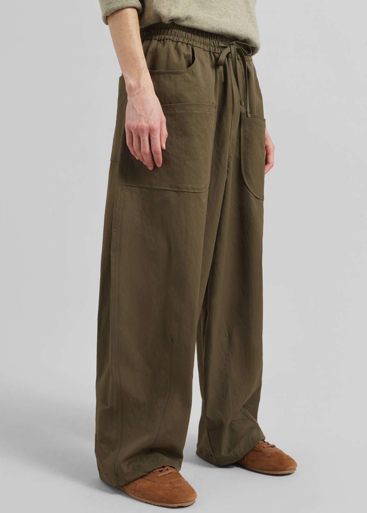 Fae Balloon Pants - Army Green – view 1 of 8