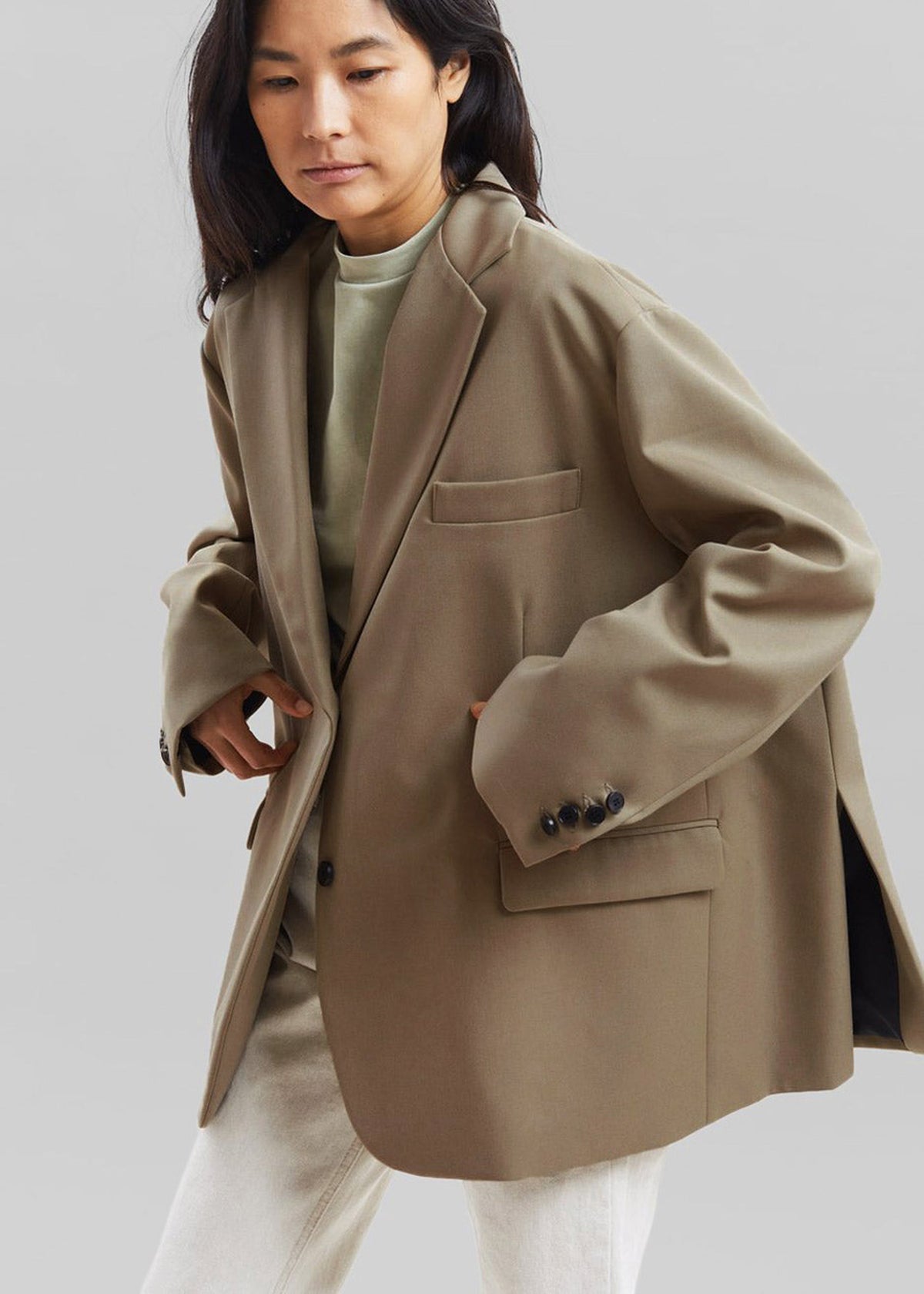 Nickishop Oversized Boyfriend Blazer - Desert Taupe – view 4 of 9