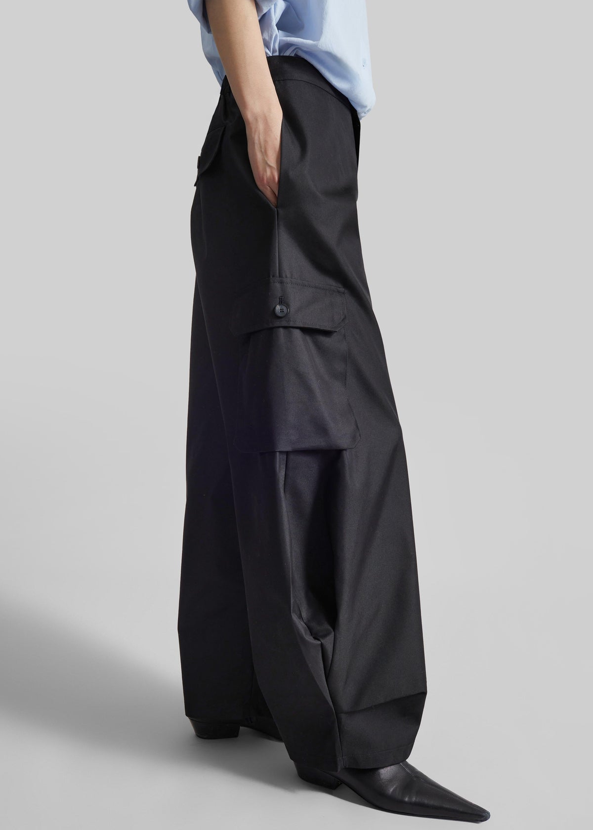Geilo Barrel Leg Pants - Black – view 3 of 8