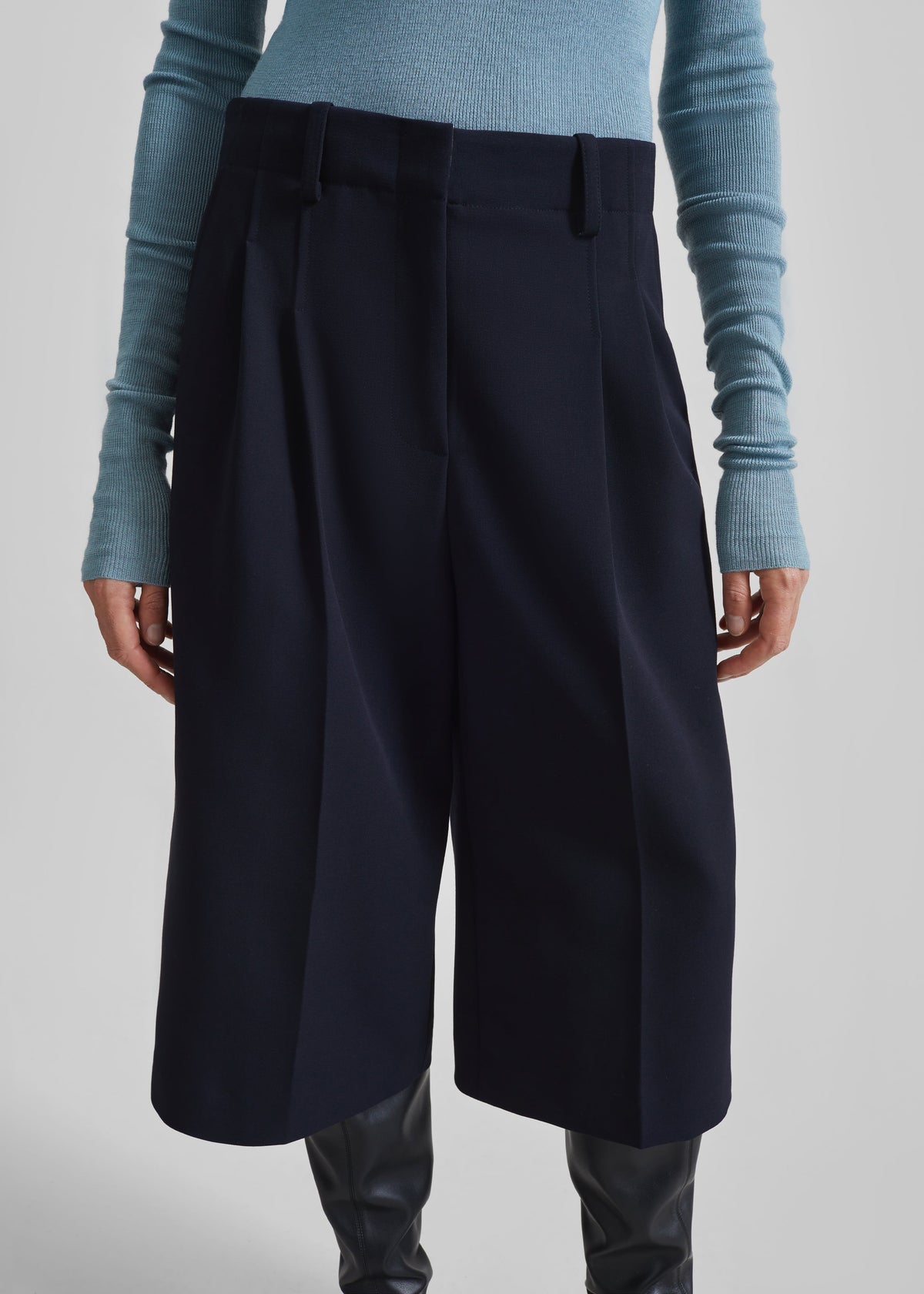 Gio Wool Pleated Bermuda Shorts - Navy – view 6 of 7