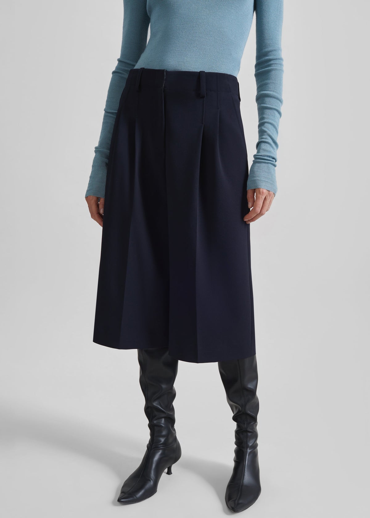 Gio Wool Pleated Bermuda Shorts - Navy – view 2 of 7