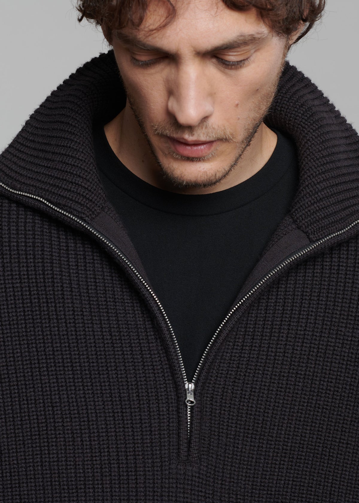 Harrison Quarter Zip Jumper - Dark Plum – view 4 of 10