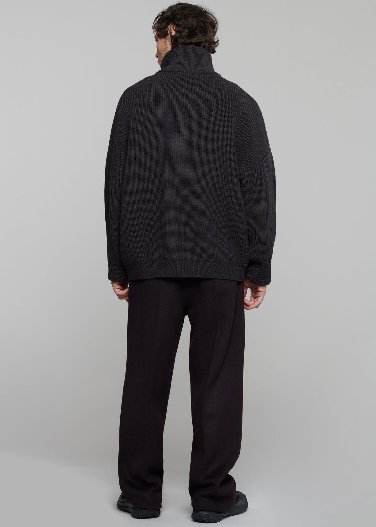 Harrison Quarter Zip Jumper - Dark Plum – view 9 of 10