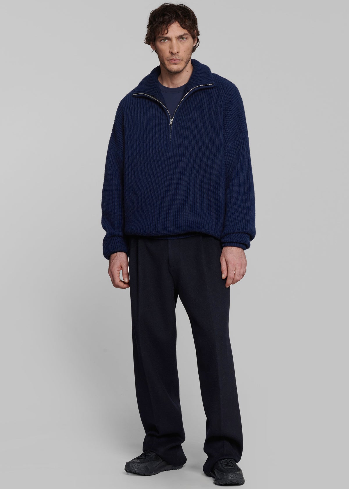Harrison Quarter Zip Jumper - Navy – view 8 of 11