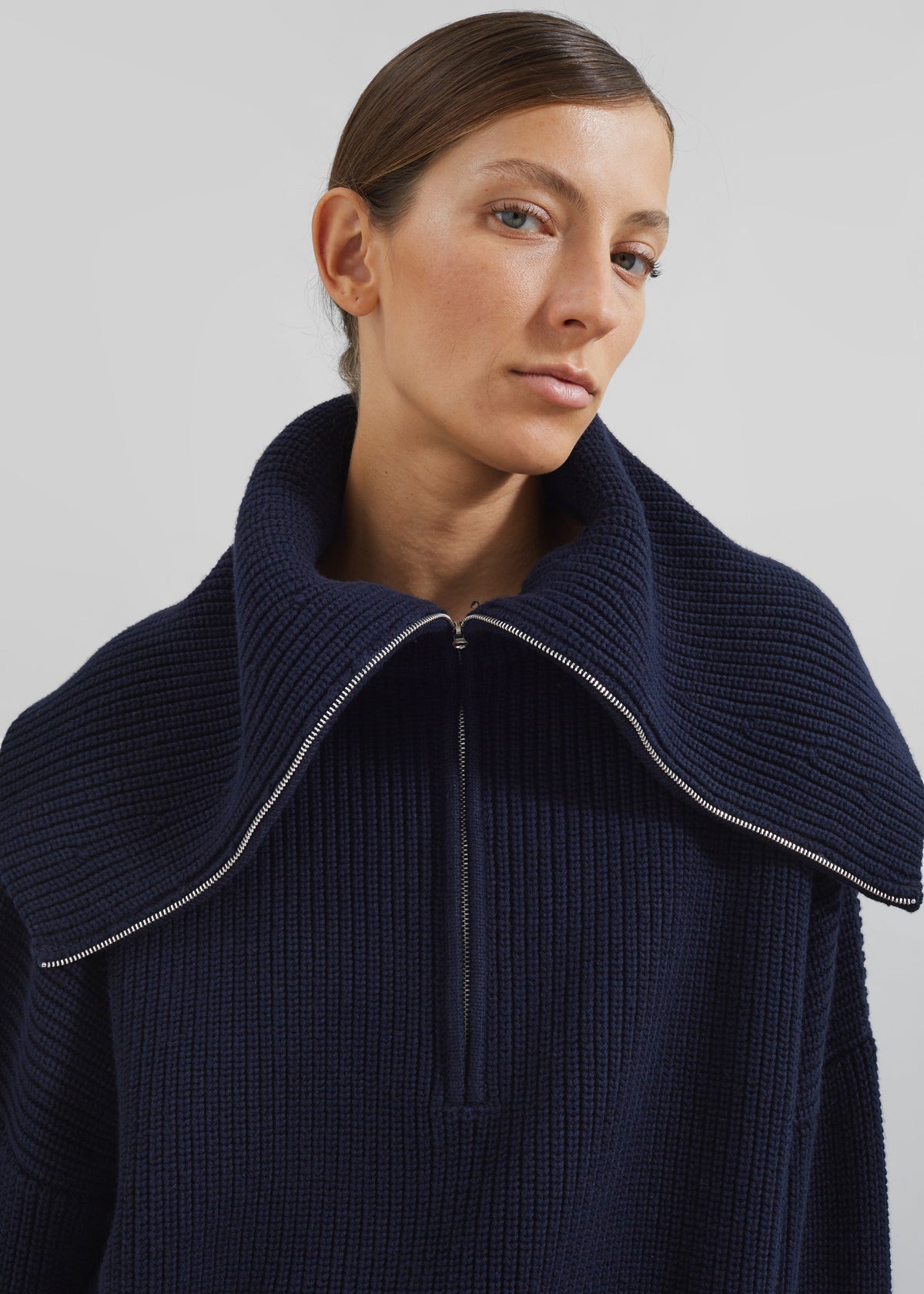 Hazel Oversized Wool Jumper - Dark Navy – view 2 of 7