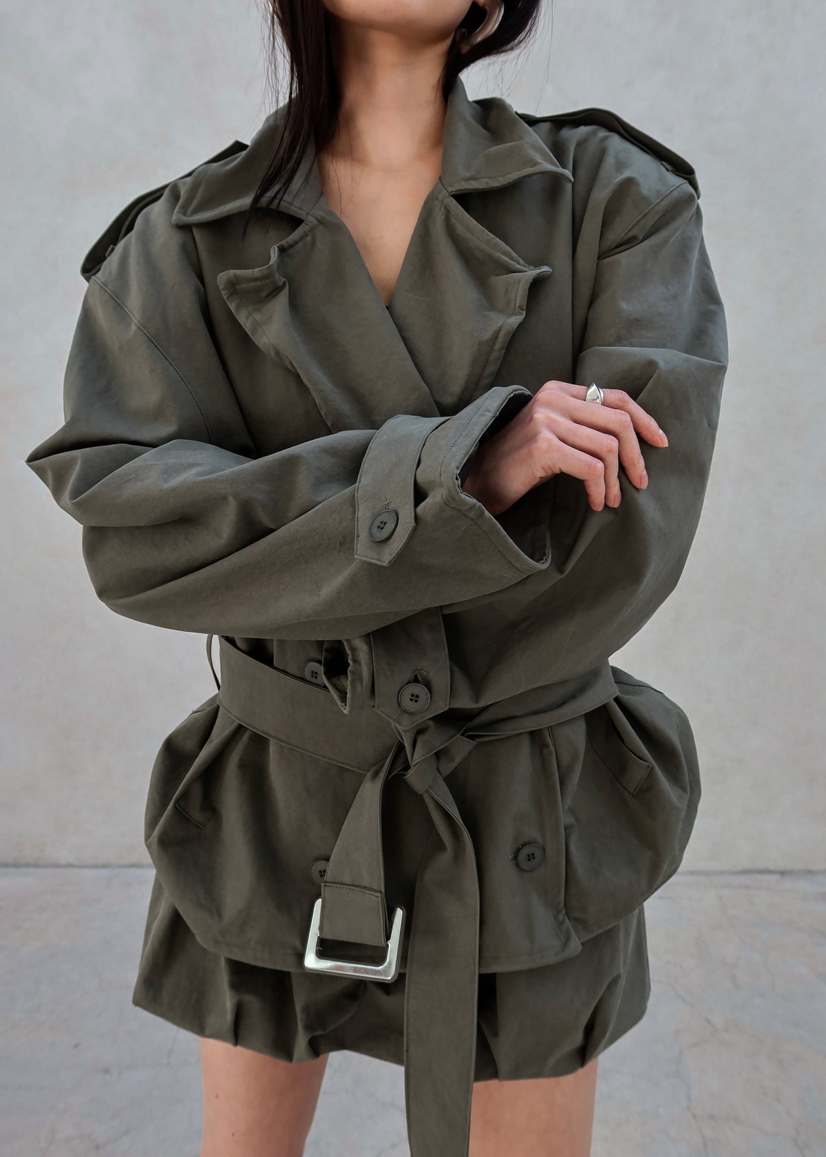 Hedley Wired Short Trench - Olive – view 3 of 12