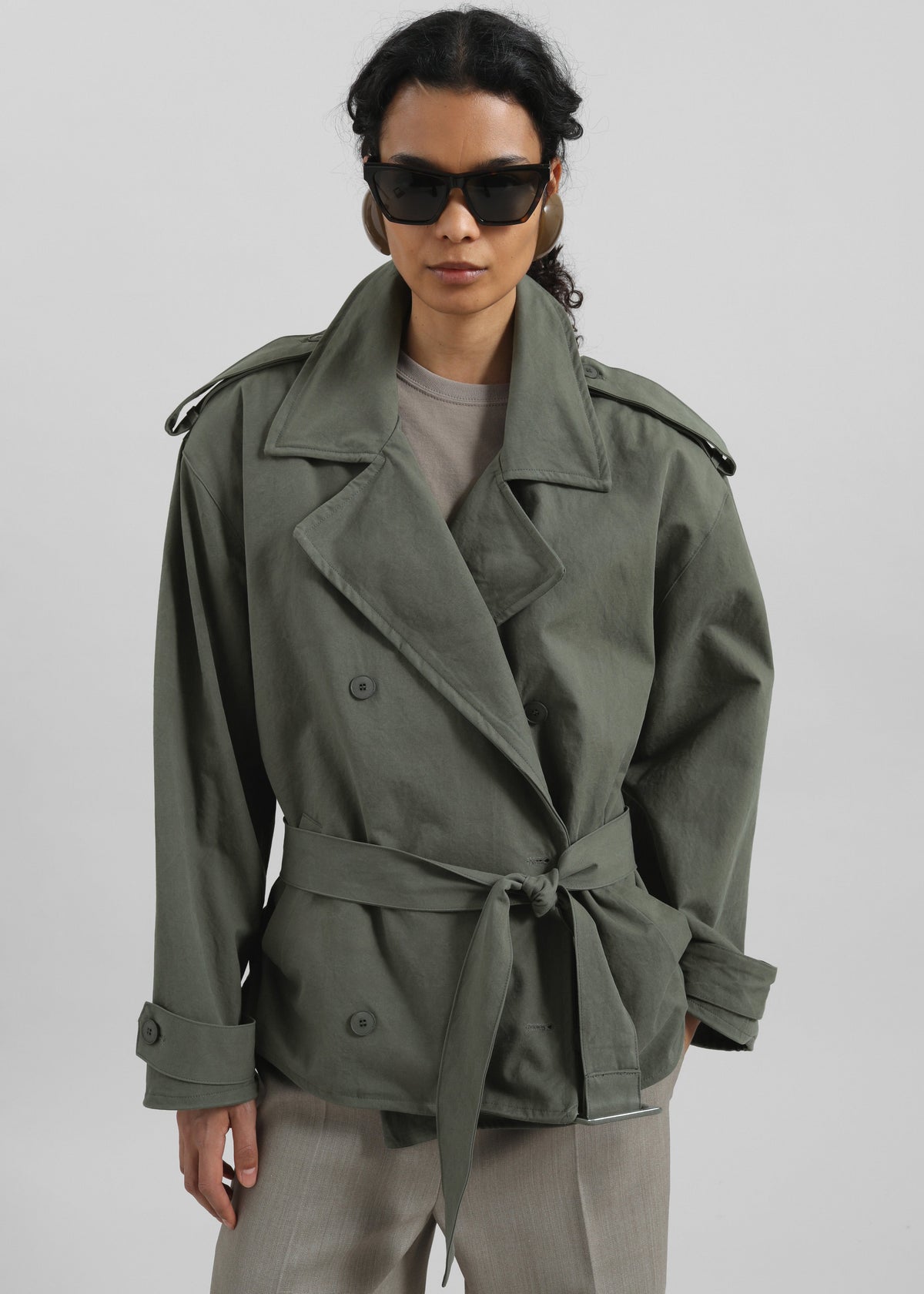 Hedley Wired Short Trench - Olive – view 5 of 12