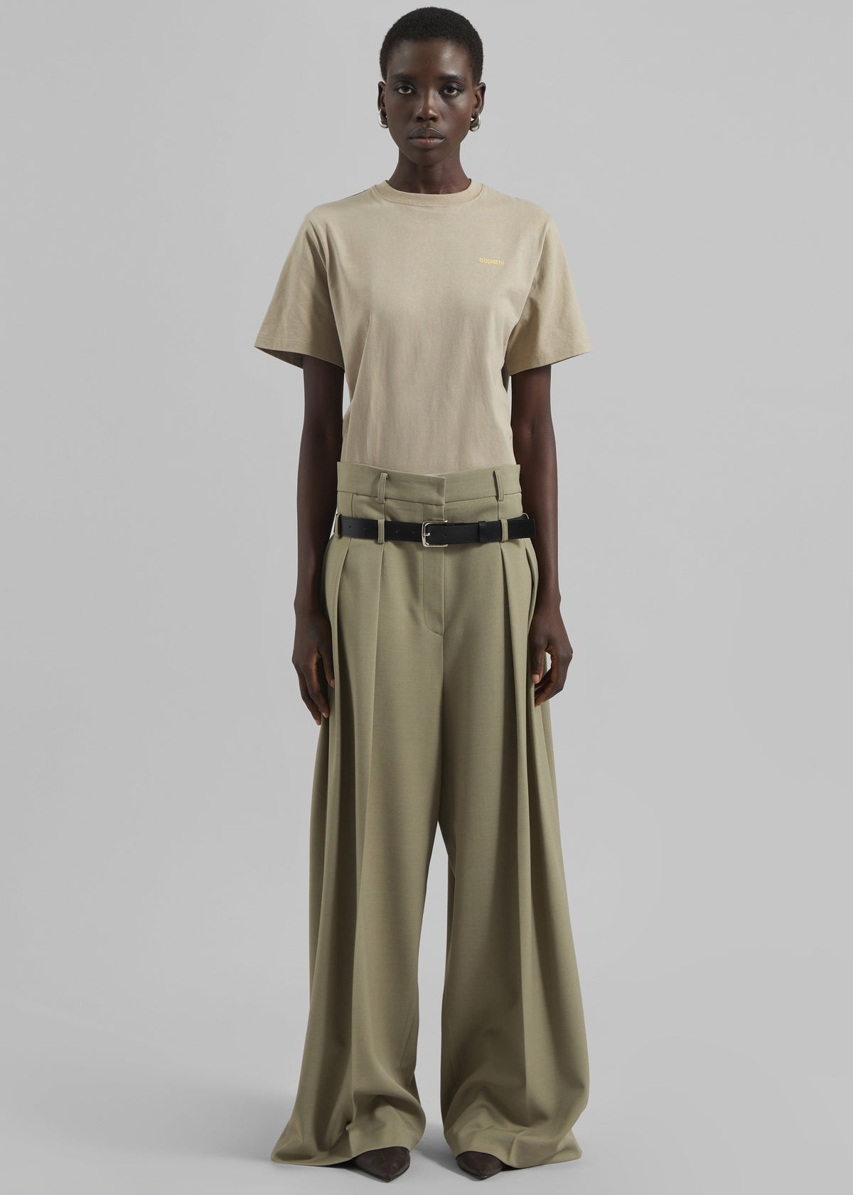 Hobart Double Belt Loop Trousers - Pale Olive – view 2 of 11