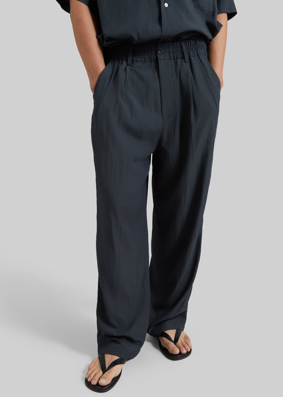Holmen Straight Pants - Charcoal – view 2 of 6