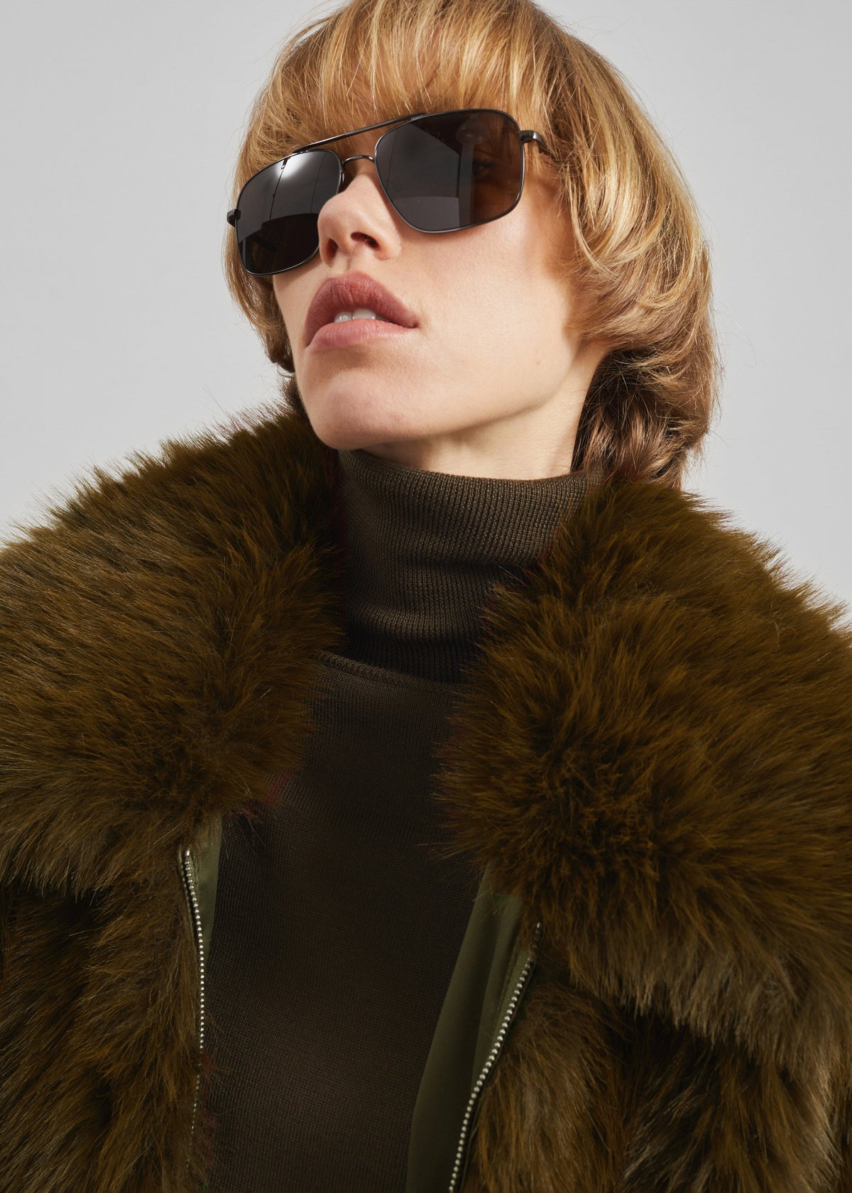 Hope Faux Fur Jacket - Moss Green – view 3 of 6