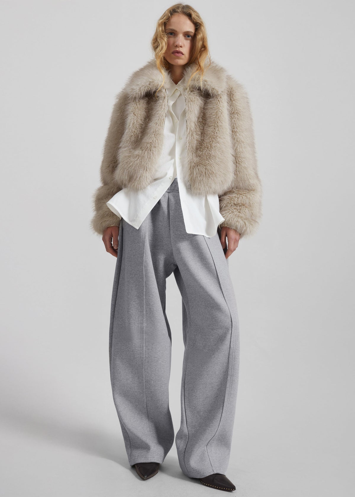 Keane Tapered Sweatpants - Grey – view 7 of 9