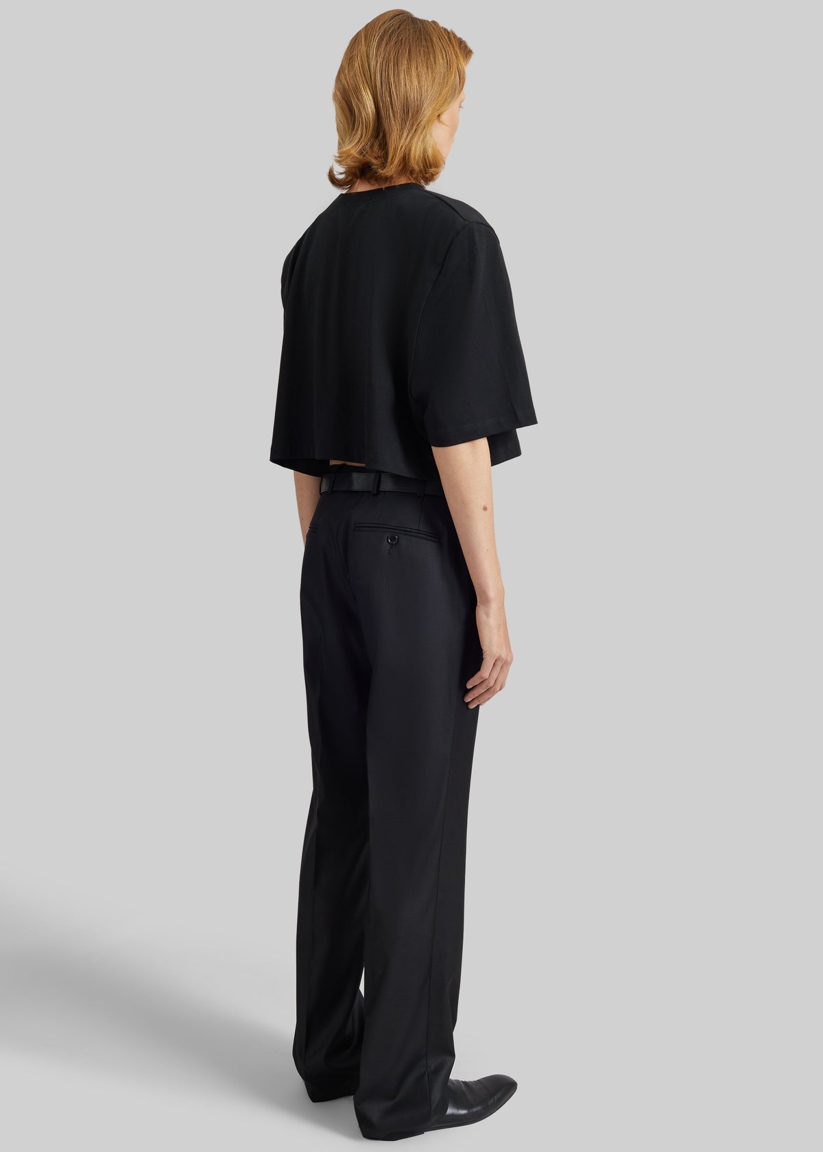 Kelan Padded Cropped Tee - Black – view 6 of 7