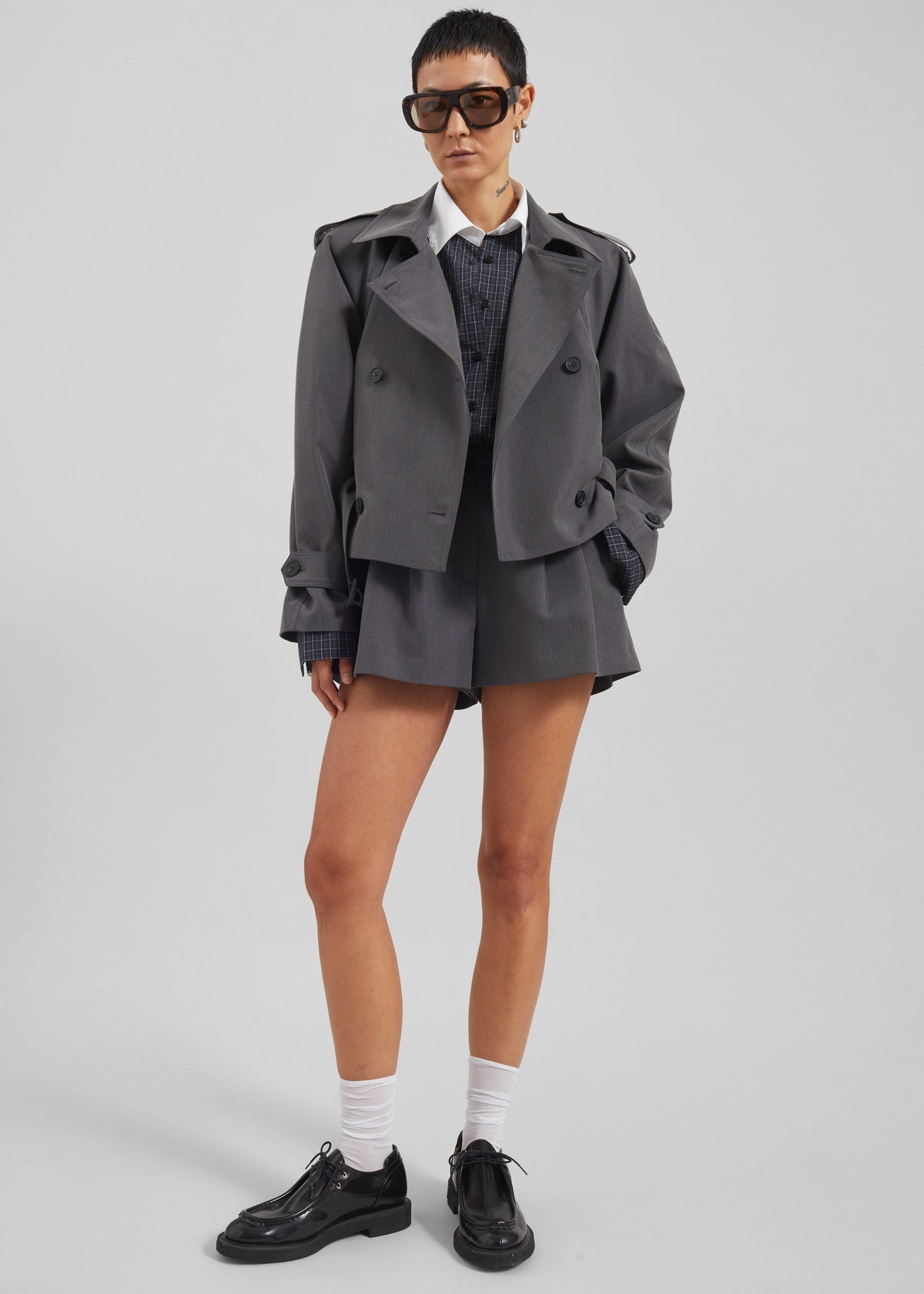 Kinsley Cropped Trench Jacket - Grey – view 4 of 9
