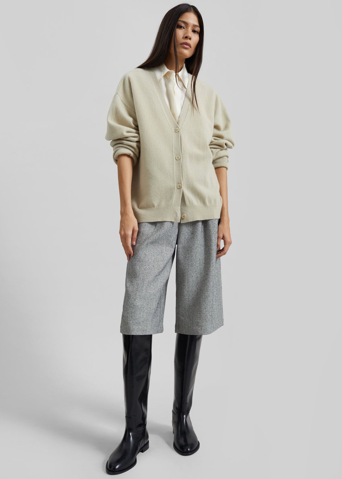 Lachen Double-Sided Wool Cardigan - Light Beige – view 2 of 7