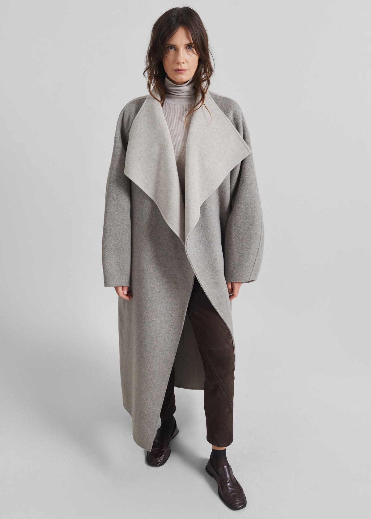 Leroy Reversible Funnel Neck Wool Coat - Beige – view 5 of 7