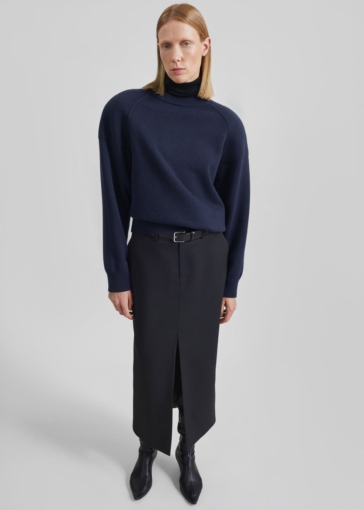 Lina Padded Sweater - Dark Navy – view 5 of 8