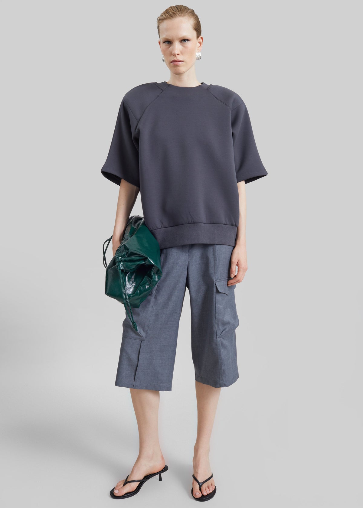 Linar Cargo Bermuda Shorts - Grey Melange – view 3 of 8