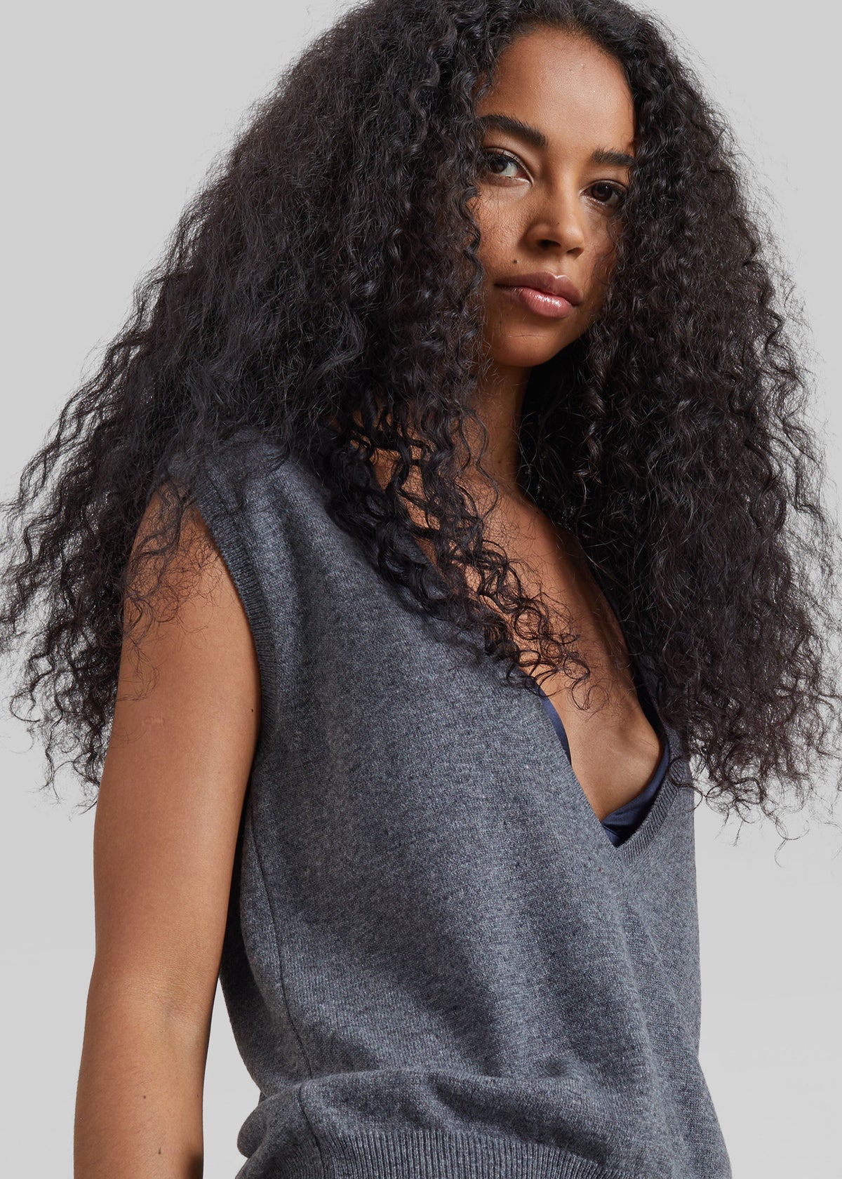 Lizan Deep V Neck Knit Vest - Dark Grey – view 2 of 7