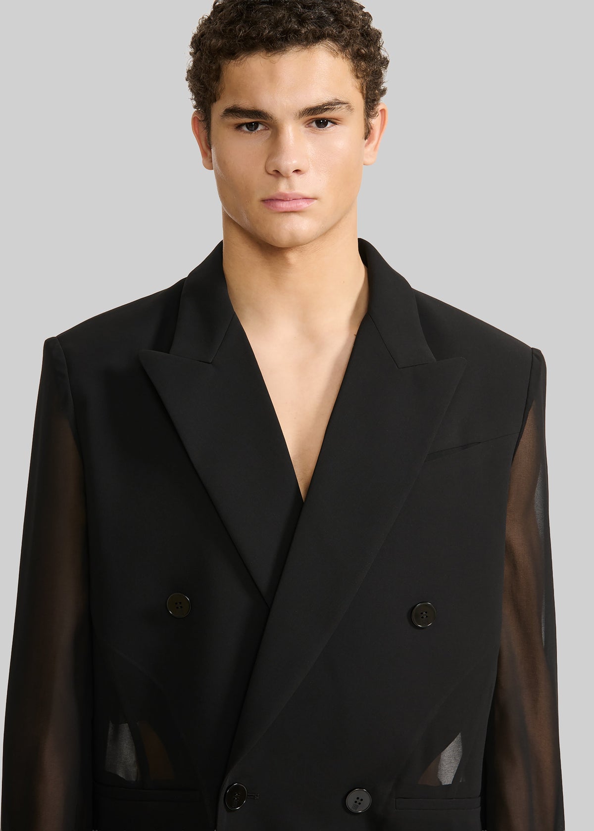 [gender-male] – view 3 of 8