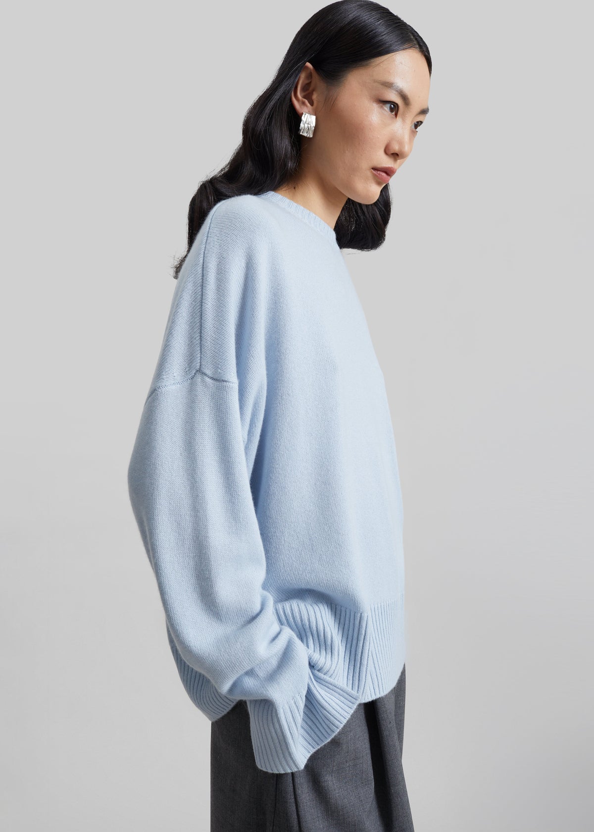 Loulou de Saison Anton Lds Crewneck Sweater - Light Blue – view 5 of 7