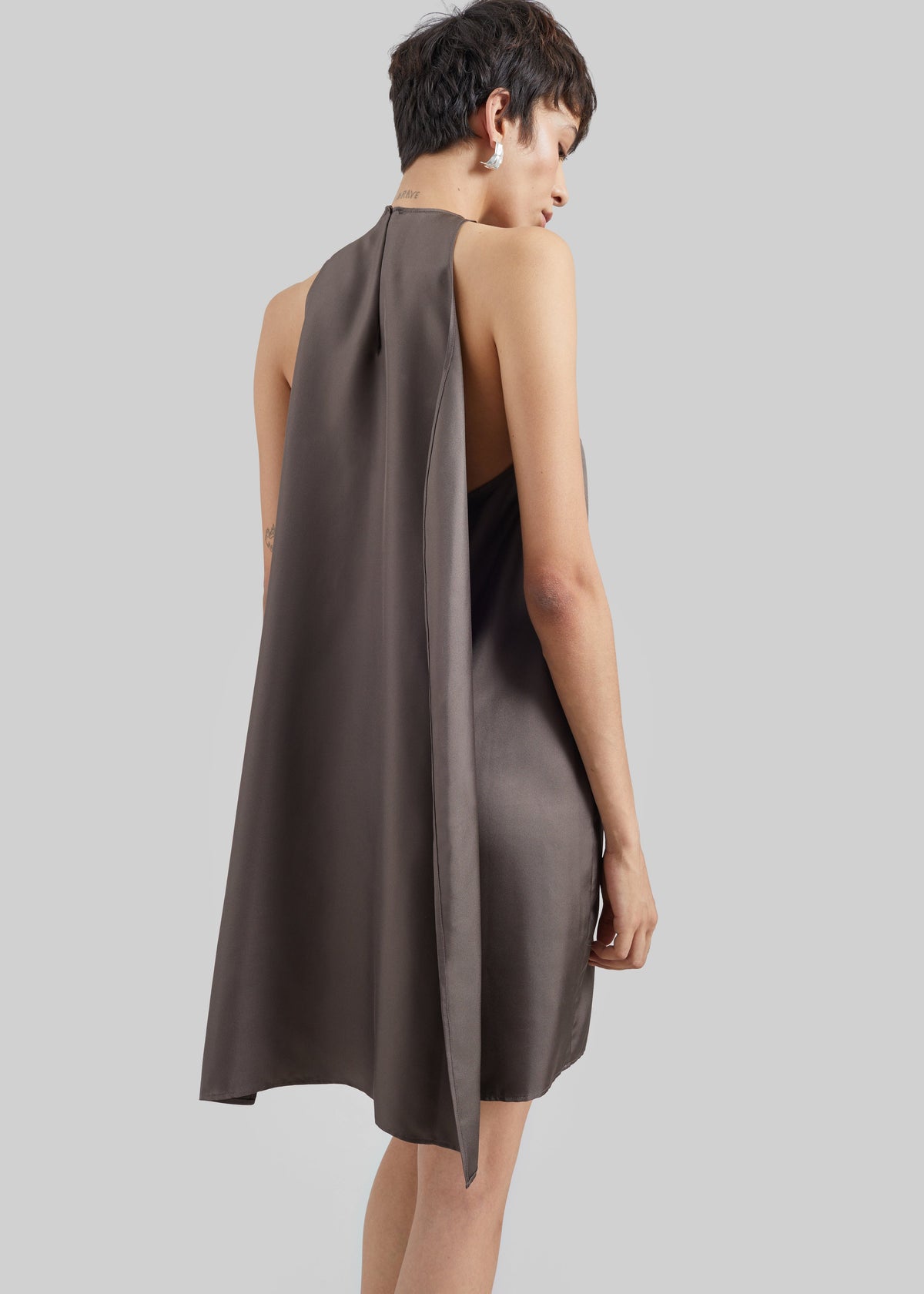 Loulou de Saison Bruna Cape Dress - Dark Brown – view 3 of 7